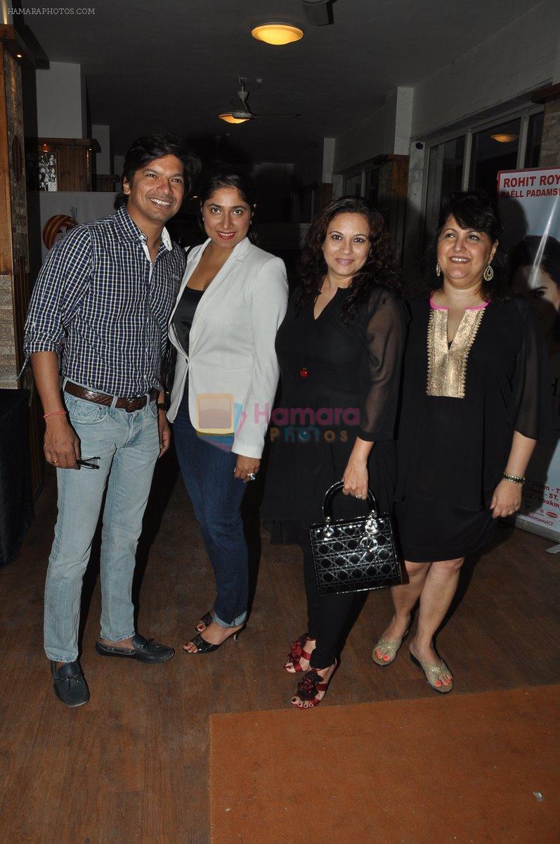 Shaan, Manasi Joshi Roy watch the play unfaithfully Yours on 8th Feb 2015