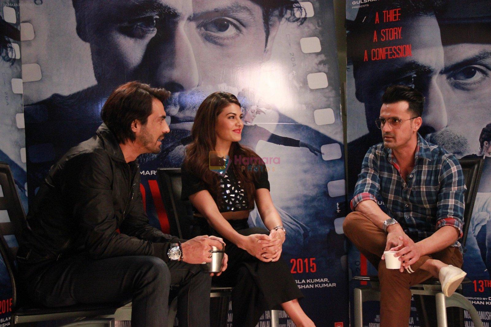 Jacqueline Fernandez, Arjun Rampal promote Roy on 9th Feb 2015