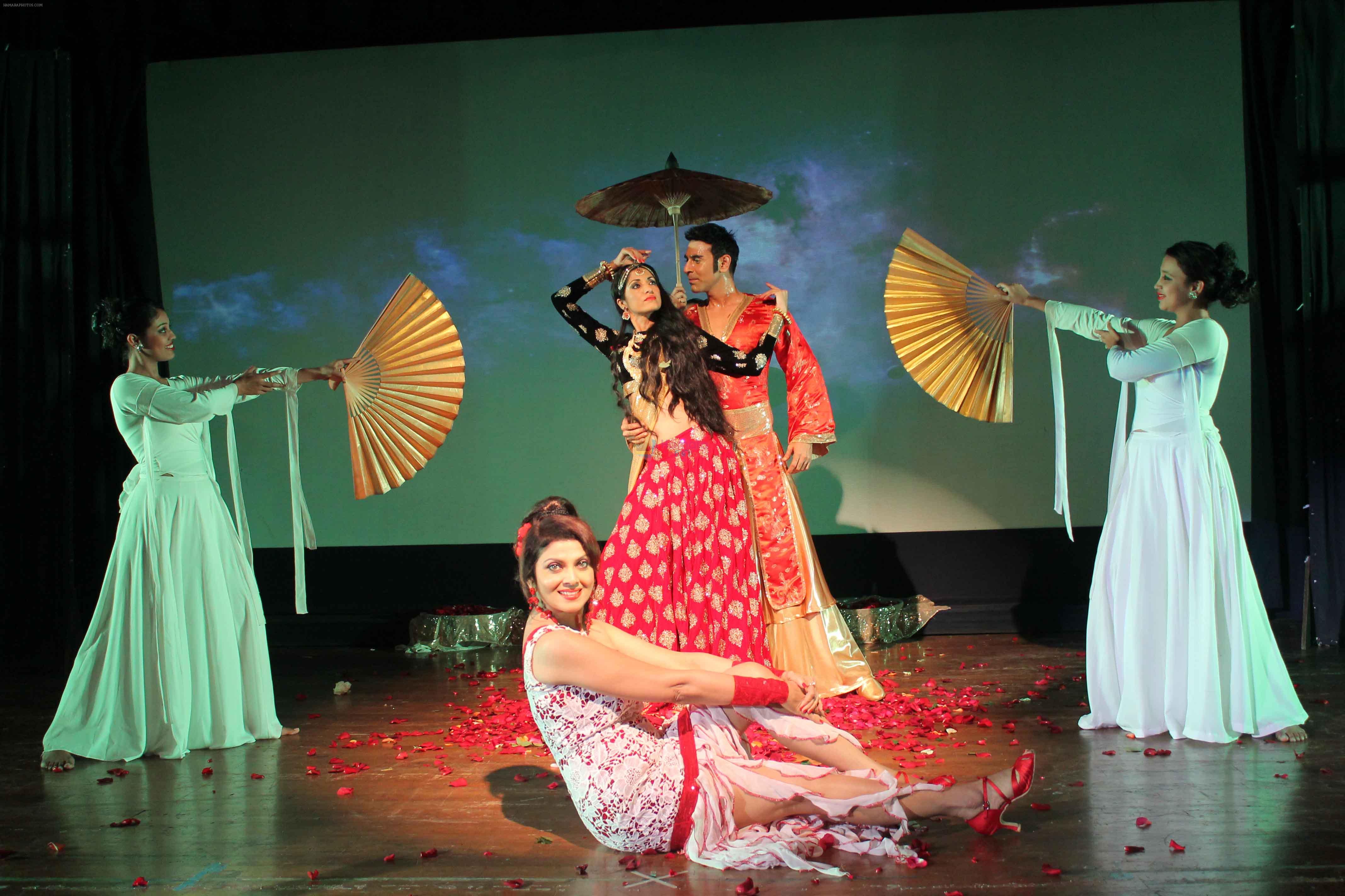 Sandip Soparrkar, jesse Randhawa and Varsha Usgaovkar at Indo Korean grand musical by Sandip Soparrkar based on 78 AD staged for Valentine's Day on 11th Feb 2015