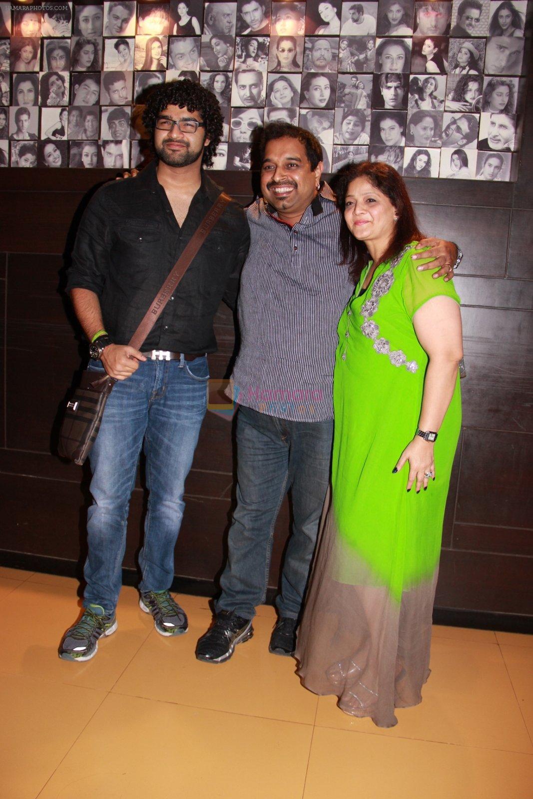 Shankar Mahadevan, Siddharth Mahadevan at the Premiere of marathi movie Mitwaa on Cinema, Mumbai on 12th Feb 2015