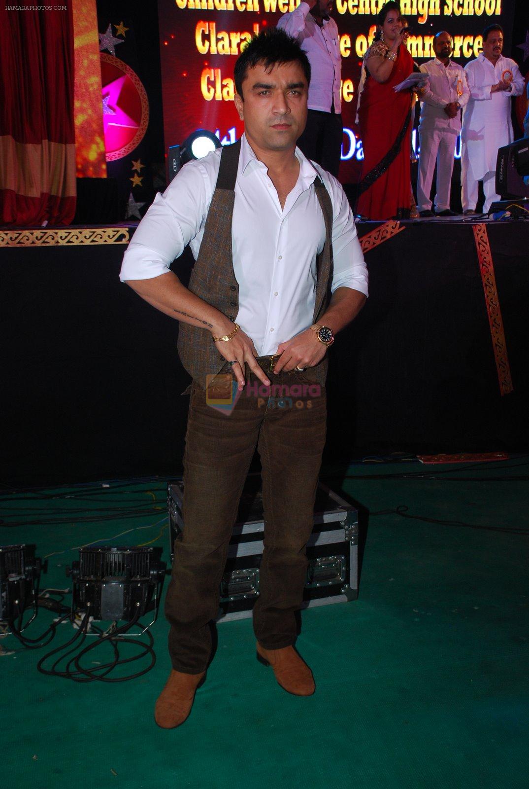 Ajaz Khan at the 34th Annual Day Celebration and Prize Distribution Ceremony of Children's Welfare Centre High School on 14th Feb 2015,1