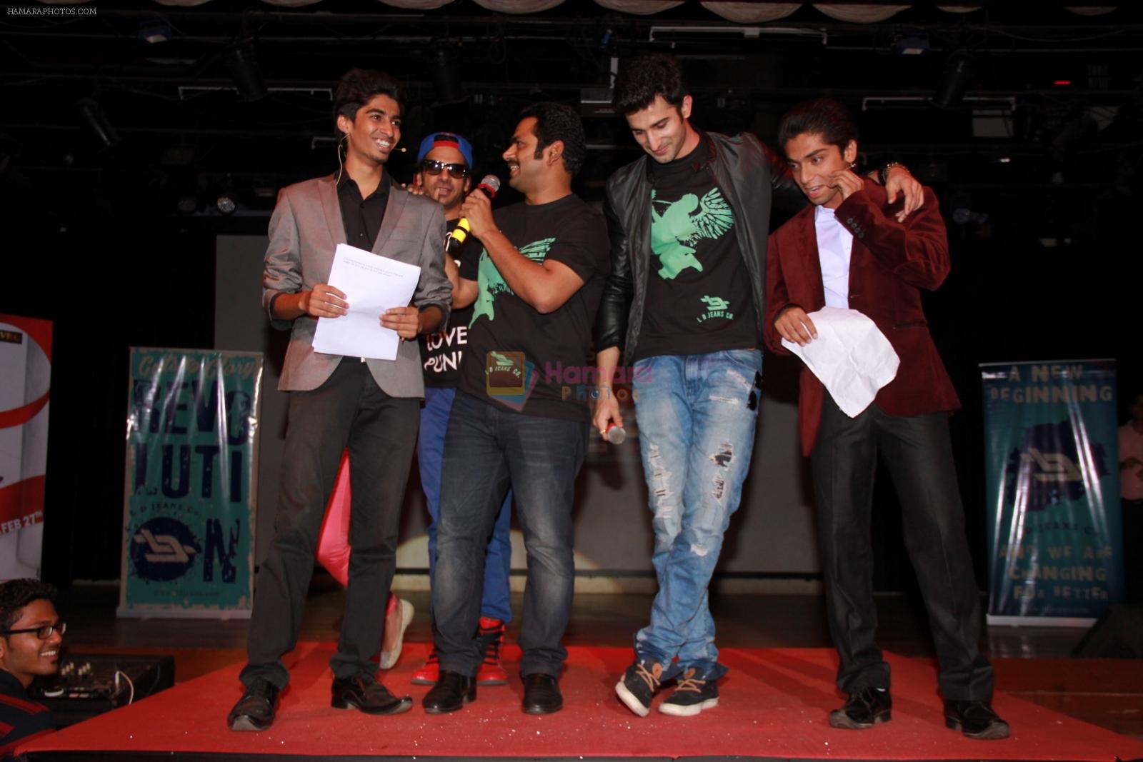 Sidhant Gupta, Sharib Hashmi promote Badmashiyan at National college in Mumbai on 21st Feb 2015