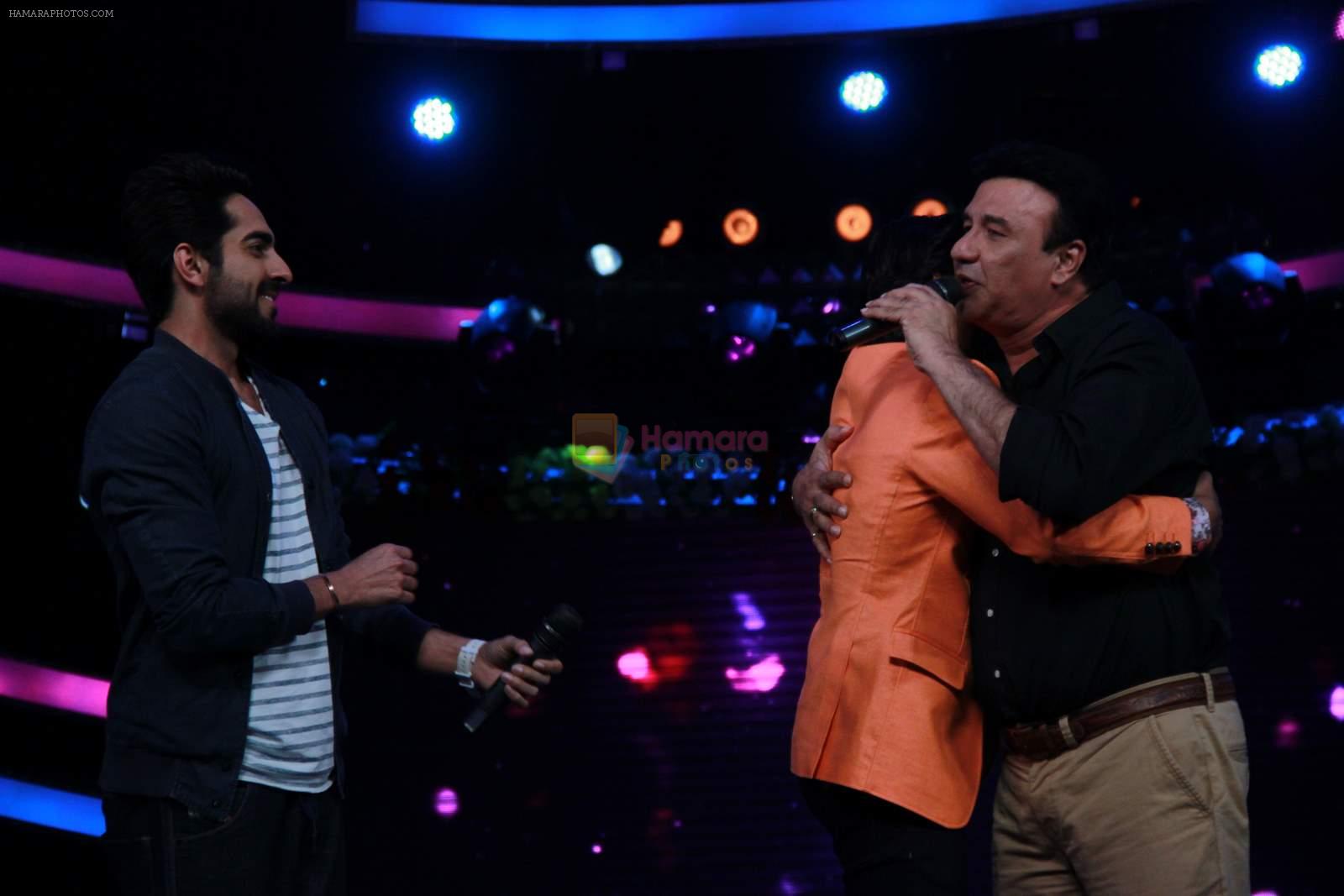 Ayushmann Khurrana on the sets of Lil Champs in Famous on 24th Feb 2015