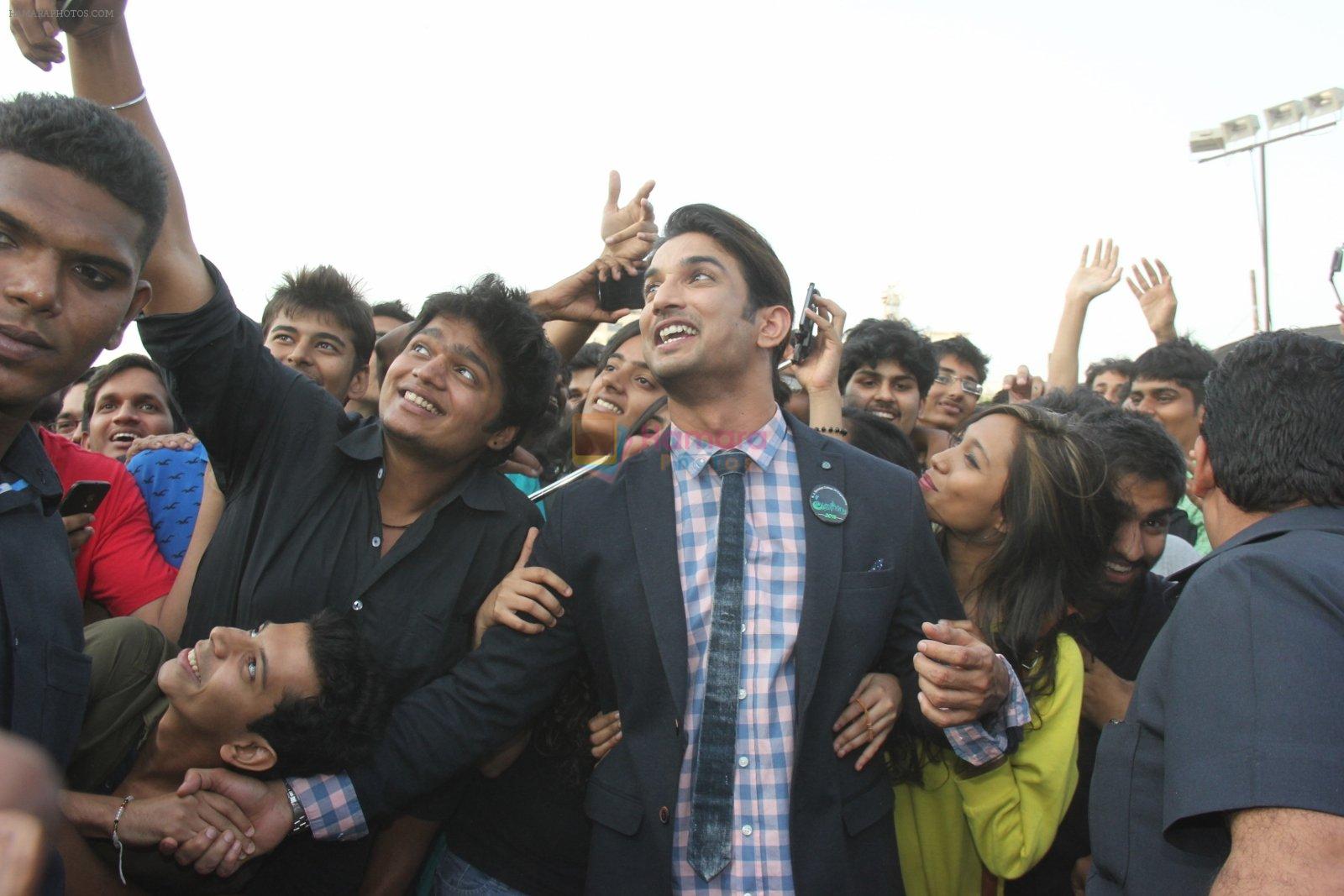 Sushant Singh Rajput at Byomkesh Bakshi Fashion Showcase in Mumbai on 25th Feb 2015