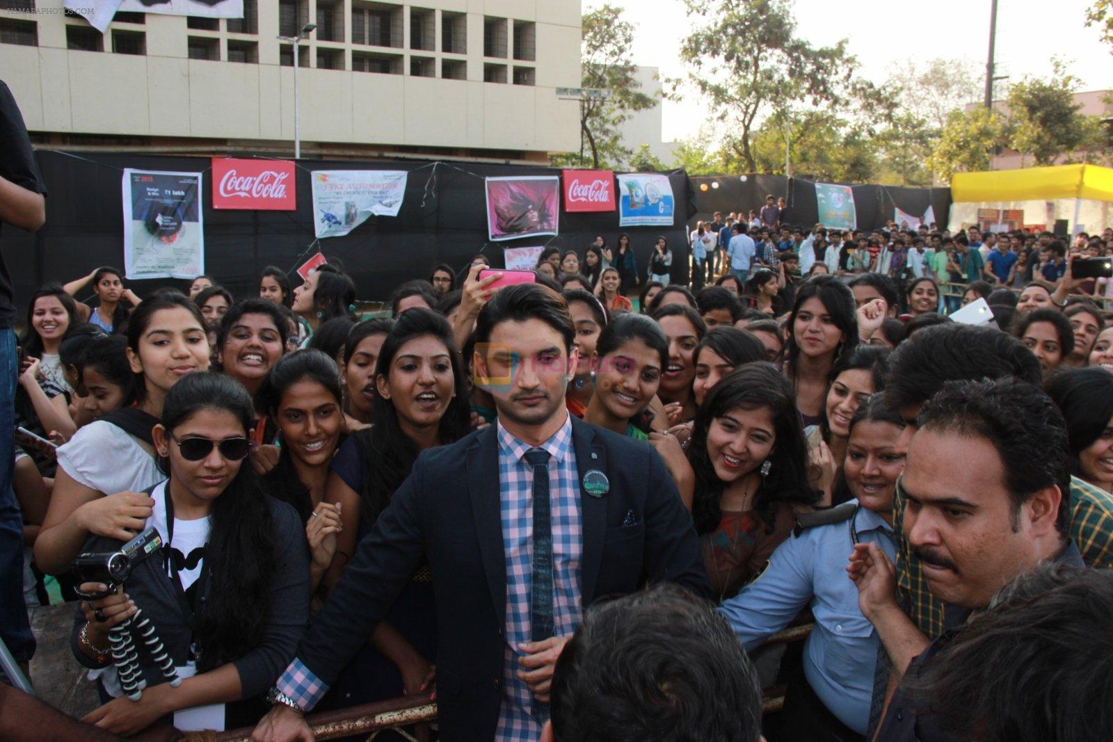 Sushant Singh Rajput at Byomkesh Bakshi Fashion Showcase in Mumbai on 25th Feb 2015