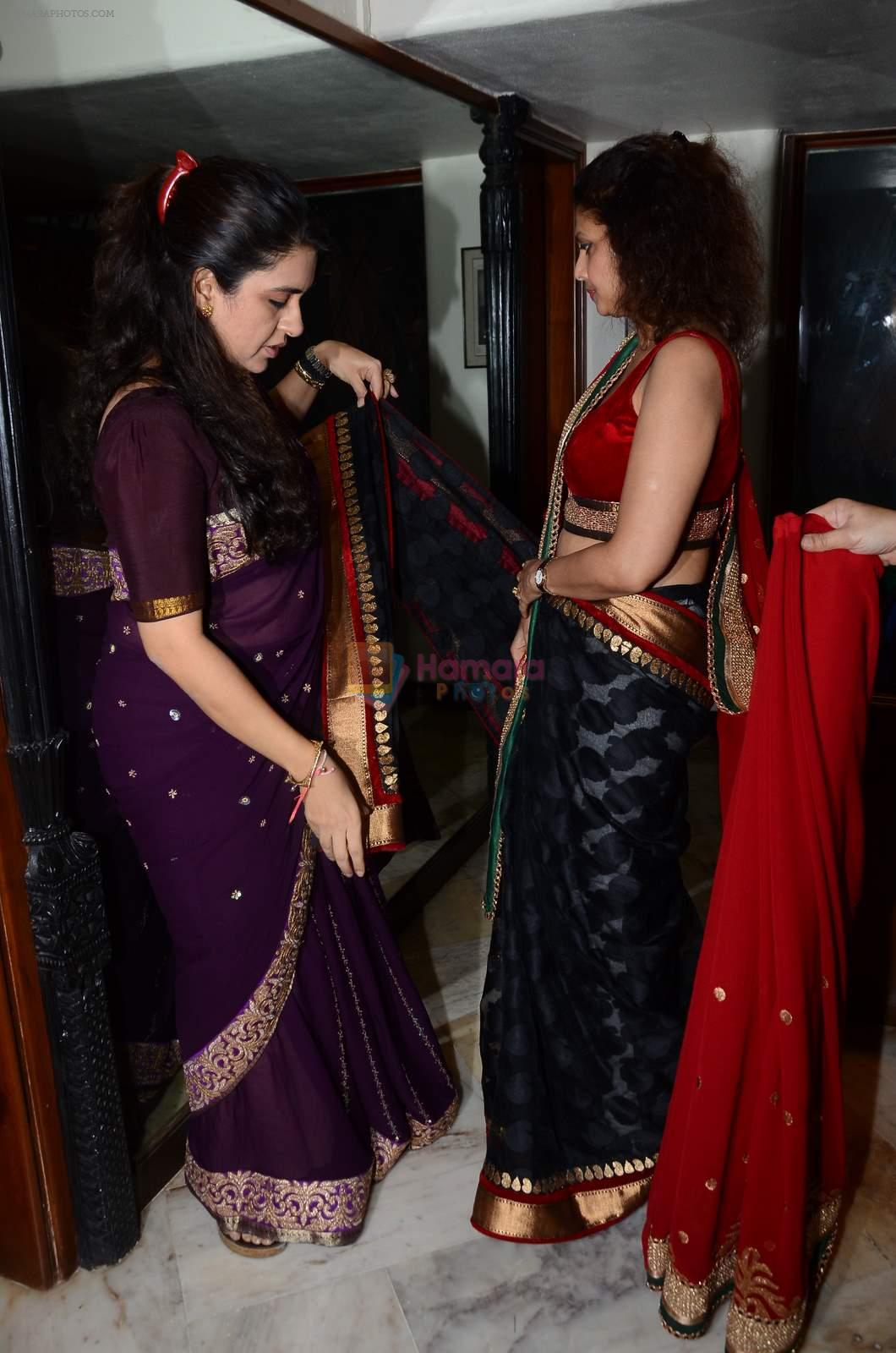 Varsha Usgaonkar at Shaina NC preview for Pidilite show in Mumbai on 26th Feb 2015