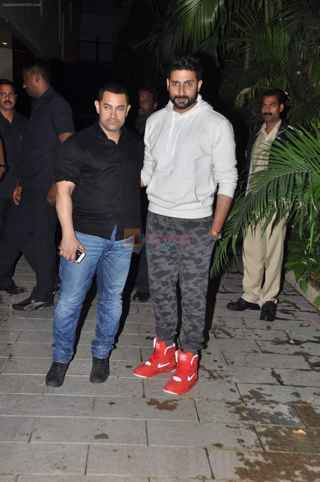 Aamir Khan, Abhishek Bachchan at Big B house in celebration of Kunal Kapoor's upcoming wedding in Mumbai on 1st Feb 2015