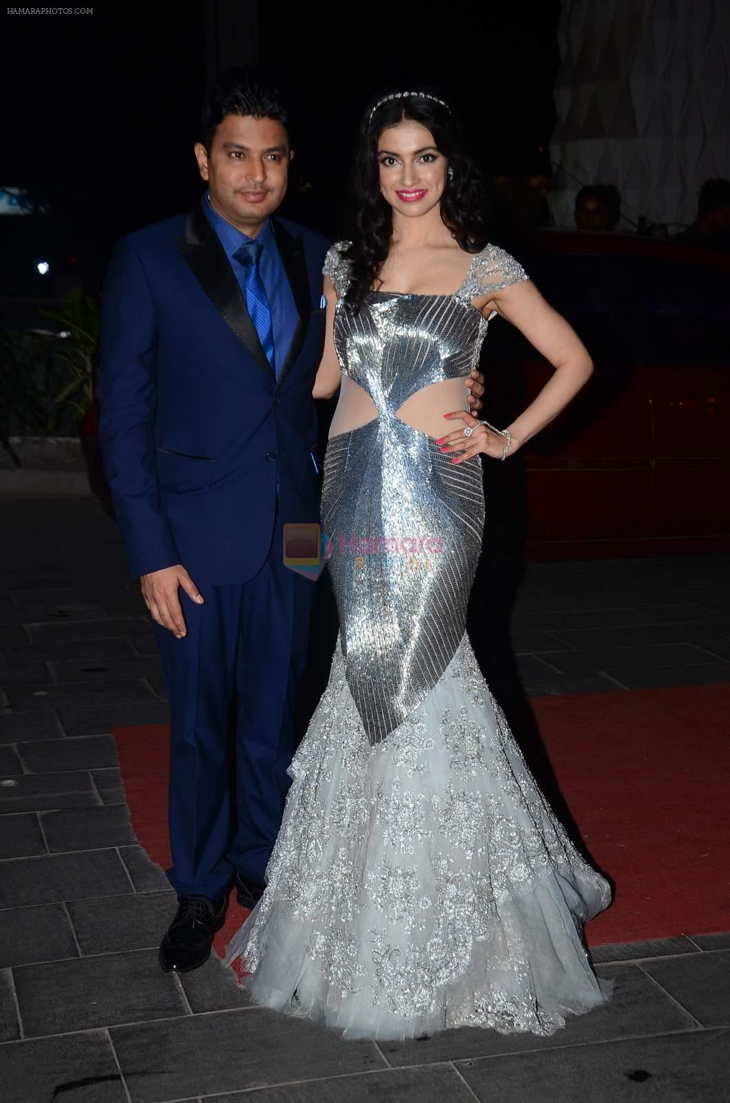 Divya Kumar, Bhushan Kumar at Tulsi Kumar's wedding reception in Sahara Star, Mumbai on 2nd March 2015