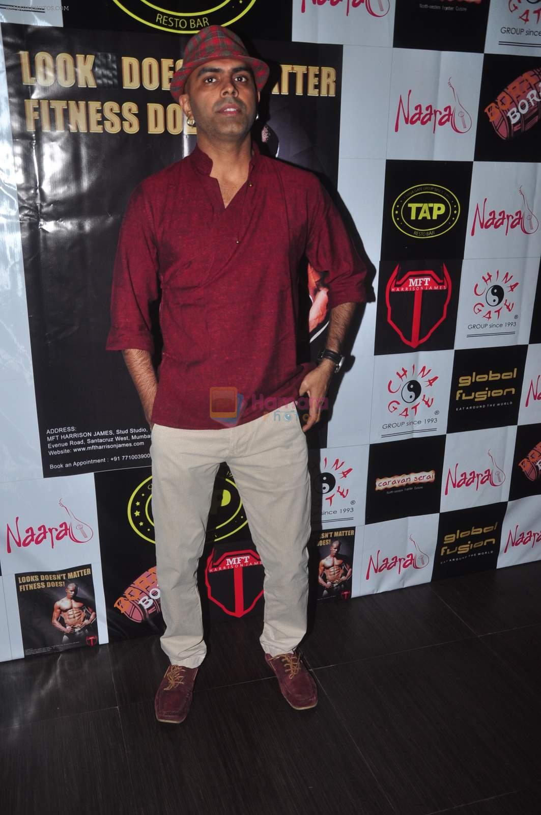 Raghu Ram at Sucheta and Harrison's bash for MFT fitness in TAP Bar on 3rd March 2015