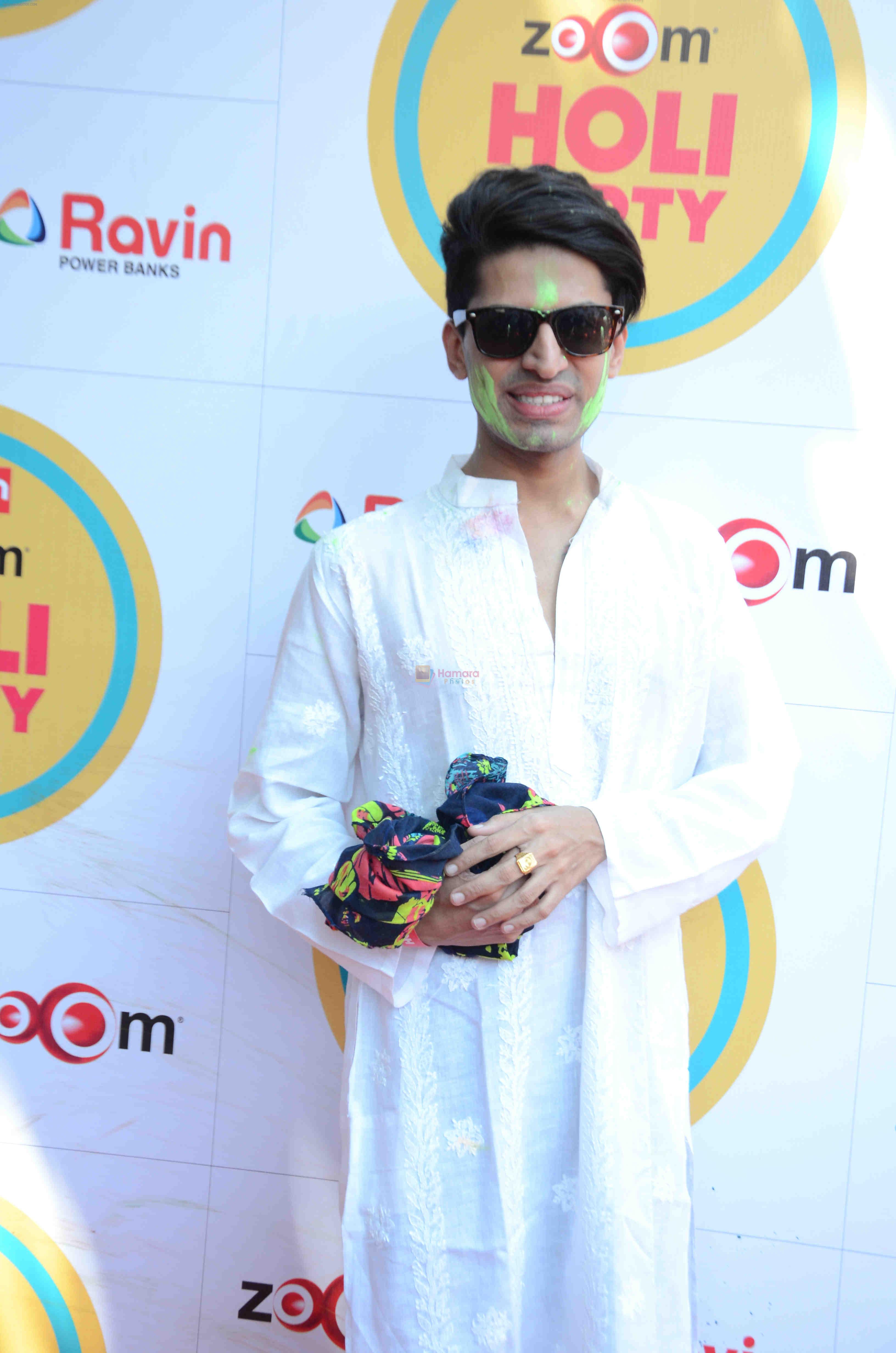 at Zoom Holi Bash in Mumbai on 6th March 2015