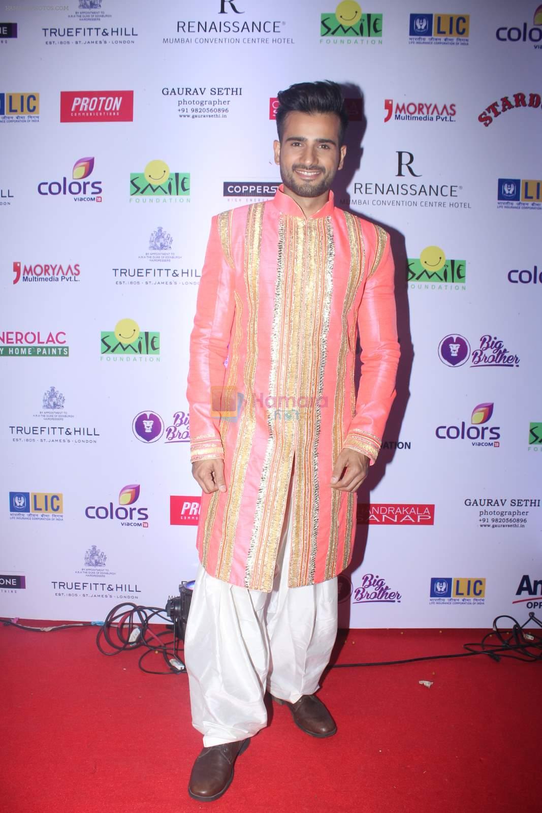 Karan Tacker at Smile Foundation show with True Fitt & Hill styling in Rennaisance on 15th March 2015