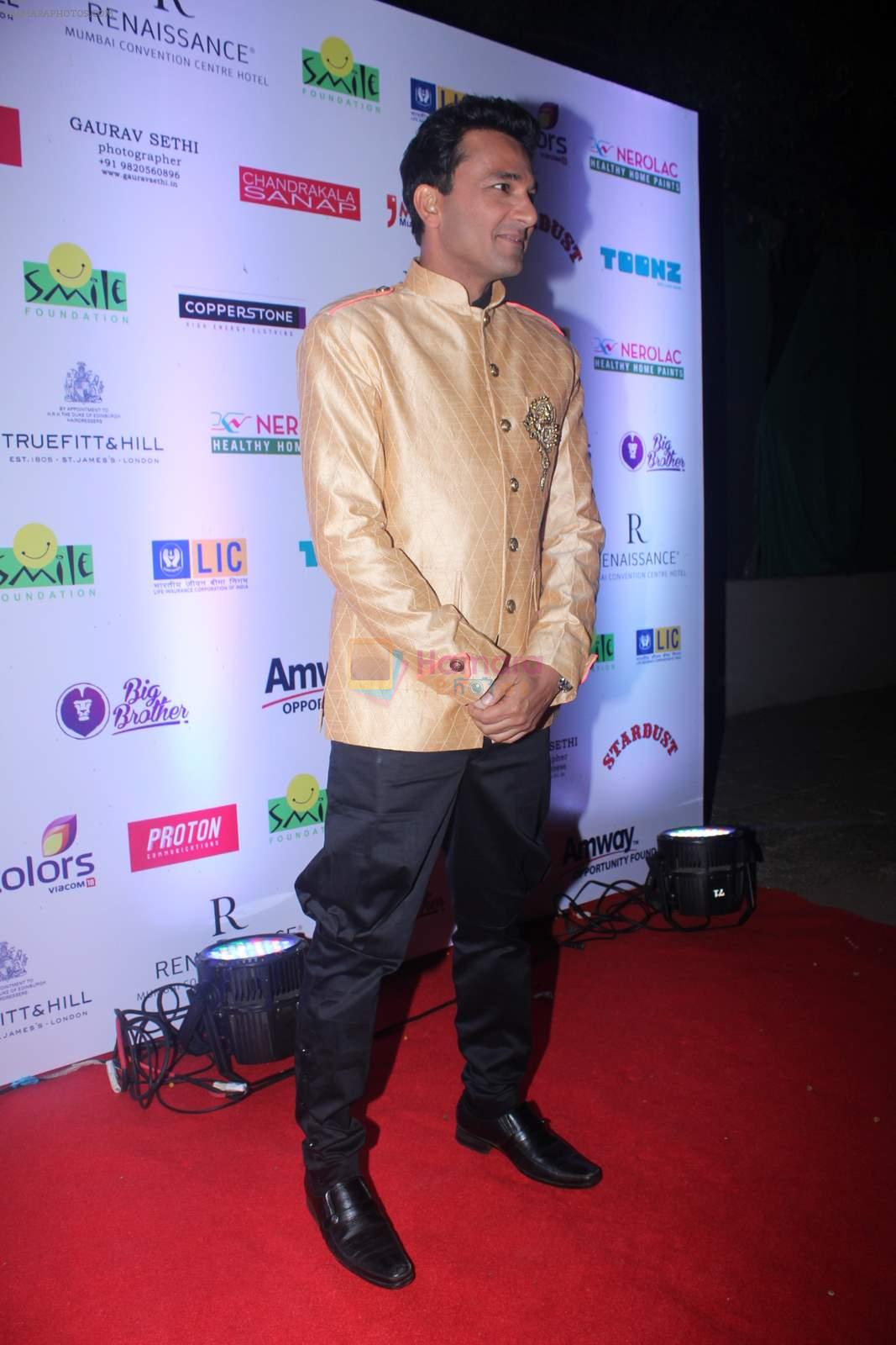 Vikas Khanna at Smile Foundation show with True Fitt & Hill styling in Rennaisance on 15th March 2015