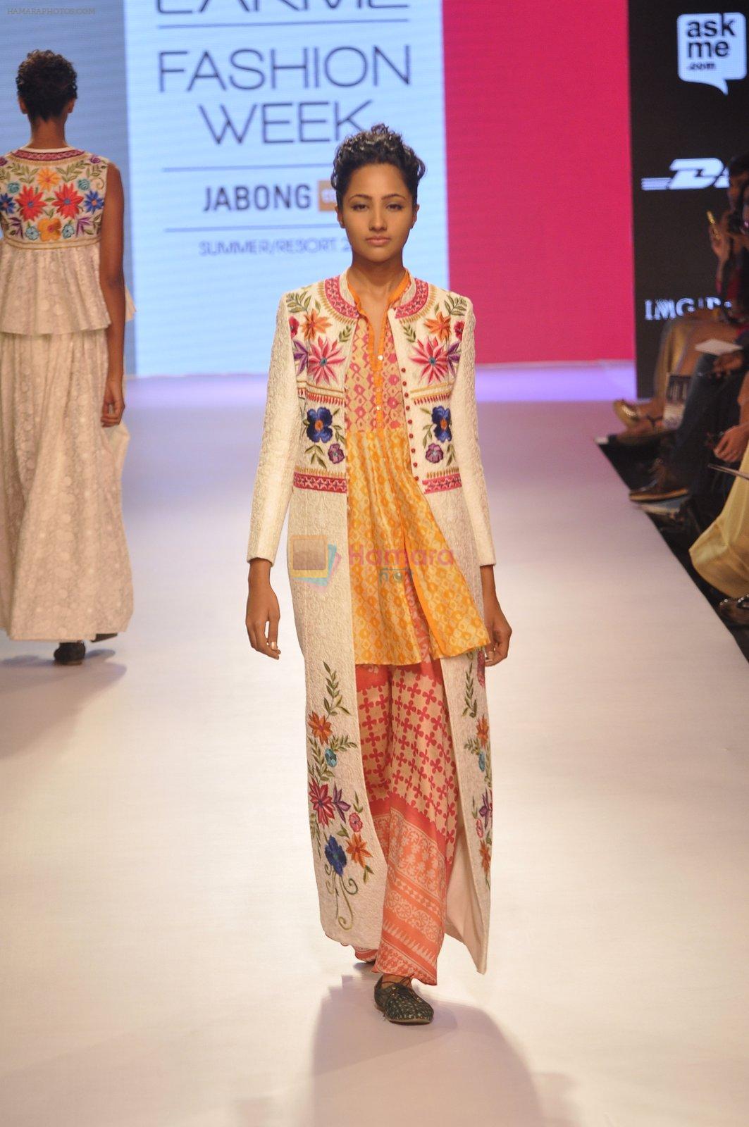 Model walks the ramp for Krishna Mehta Show at Lakme Fashion Week 2015 Day 1 on 18th March 2015