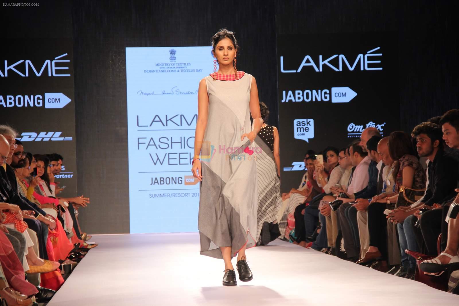 Model walks the ramp for Mayank and Shraddha Nigam Show at Lakme Fashion Week 2015 Day 2 on 19th March 2015
