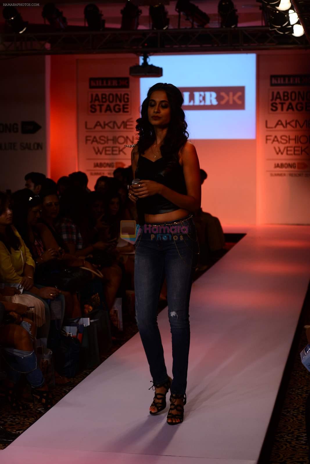 Sarah Jane Dias walks the ramp for Killer and Easies Show at Lakme Fashion Week 2015 Day 2 on 19th March 2015