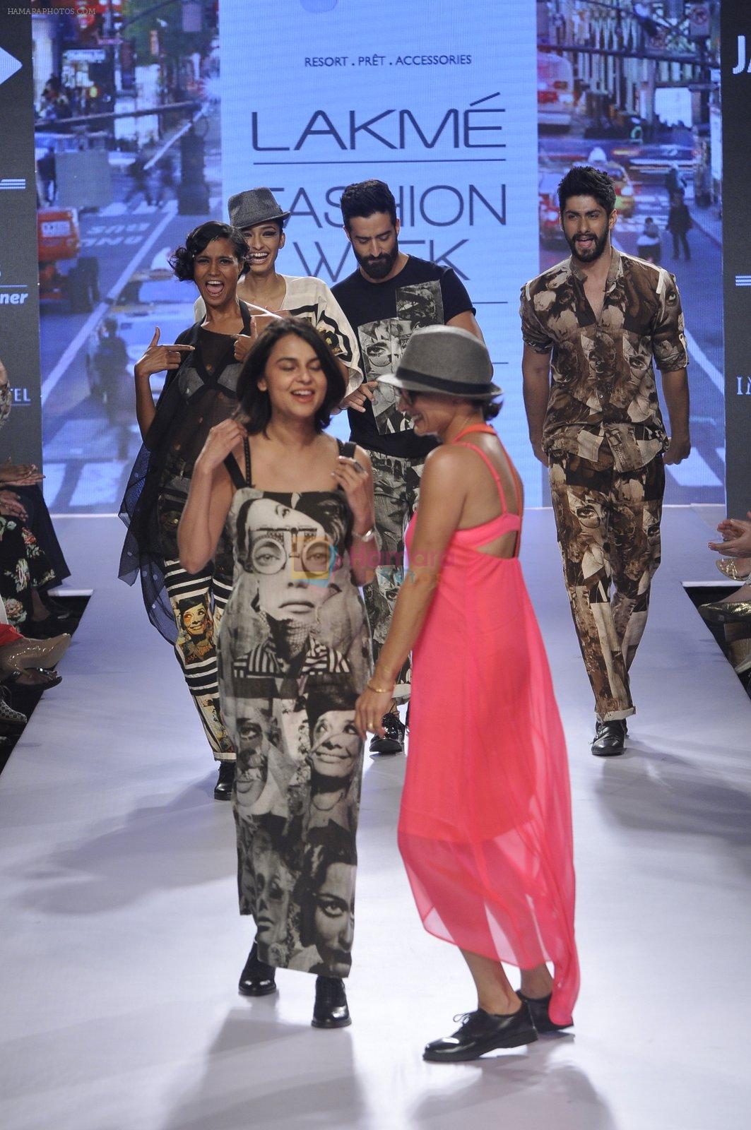 Adhuna Akhtar walk the ramp for Asmita Marwa Show at Lakme Fashion Week 2015 Day 3 on 20th March 2015