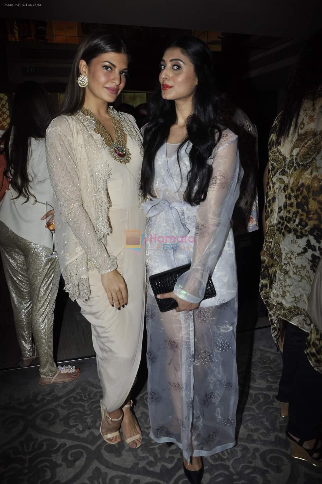 Pernia Qureshi, Jacqueline Fernandez at Anand Kabra's fashion installation at Lakme Fashion Week on 21st March 2015
