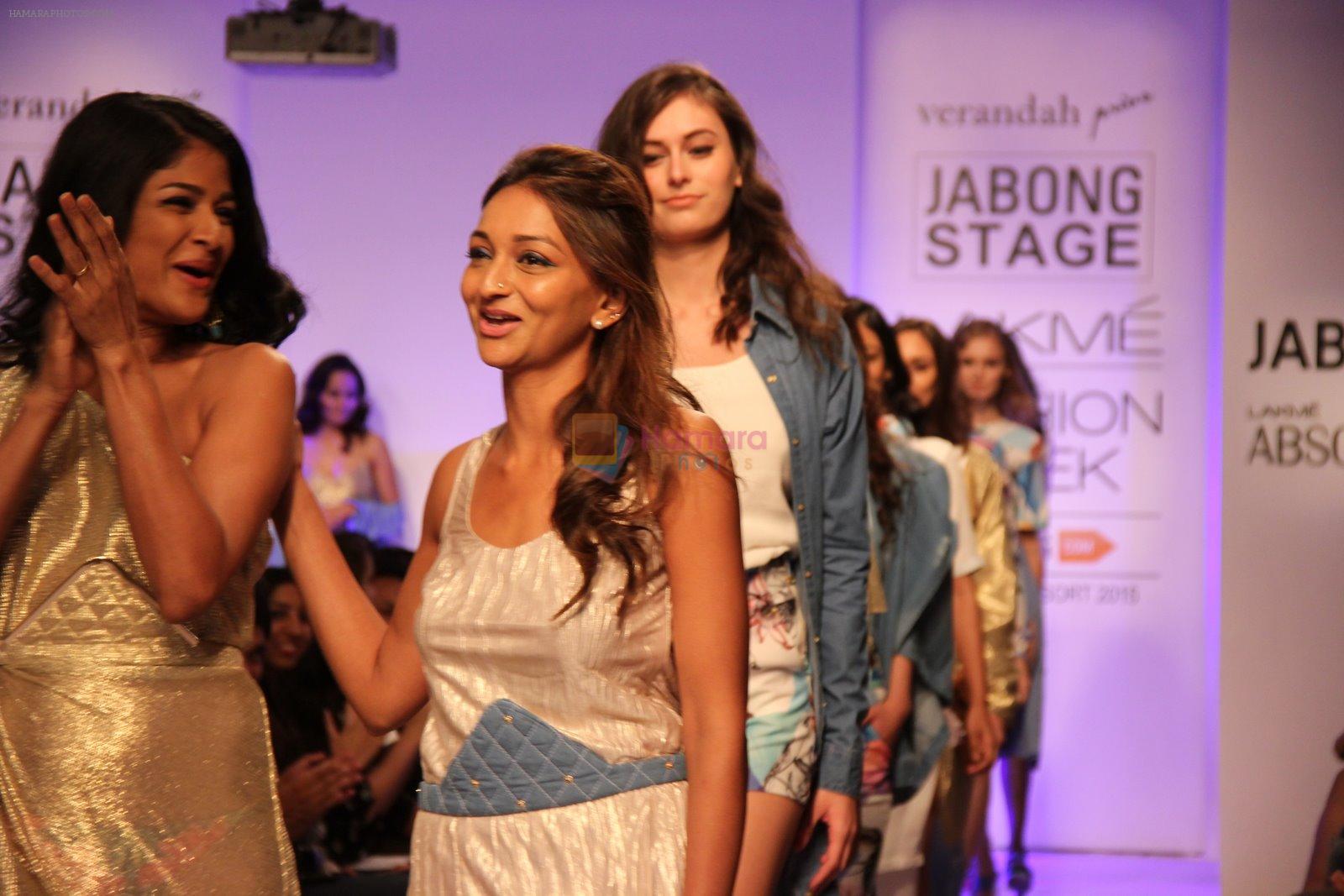 Carol Gracias walk the ramp for Vernadah Show at Lakme Fashion Week 2015 Day 5 on 22nd March 2015