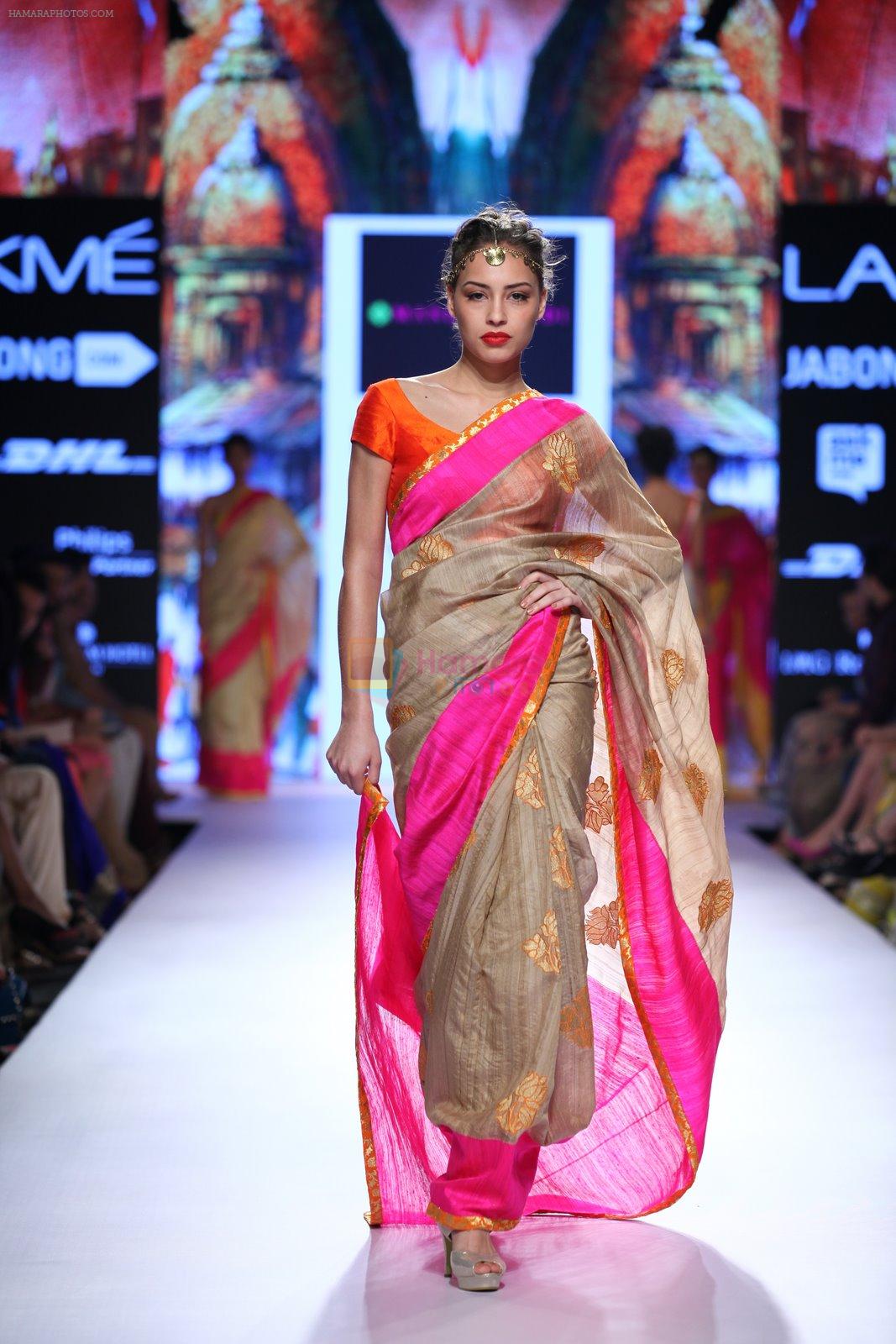Model walk the ramp for Mandira Bedi Show at Lakme Fashion Week 2015 Day 5 on 22nd March 2015