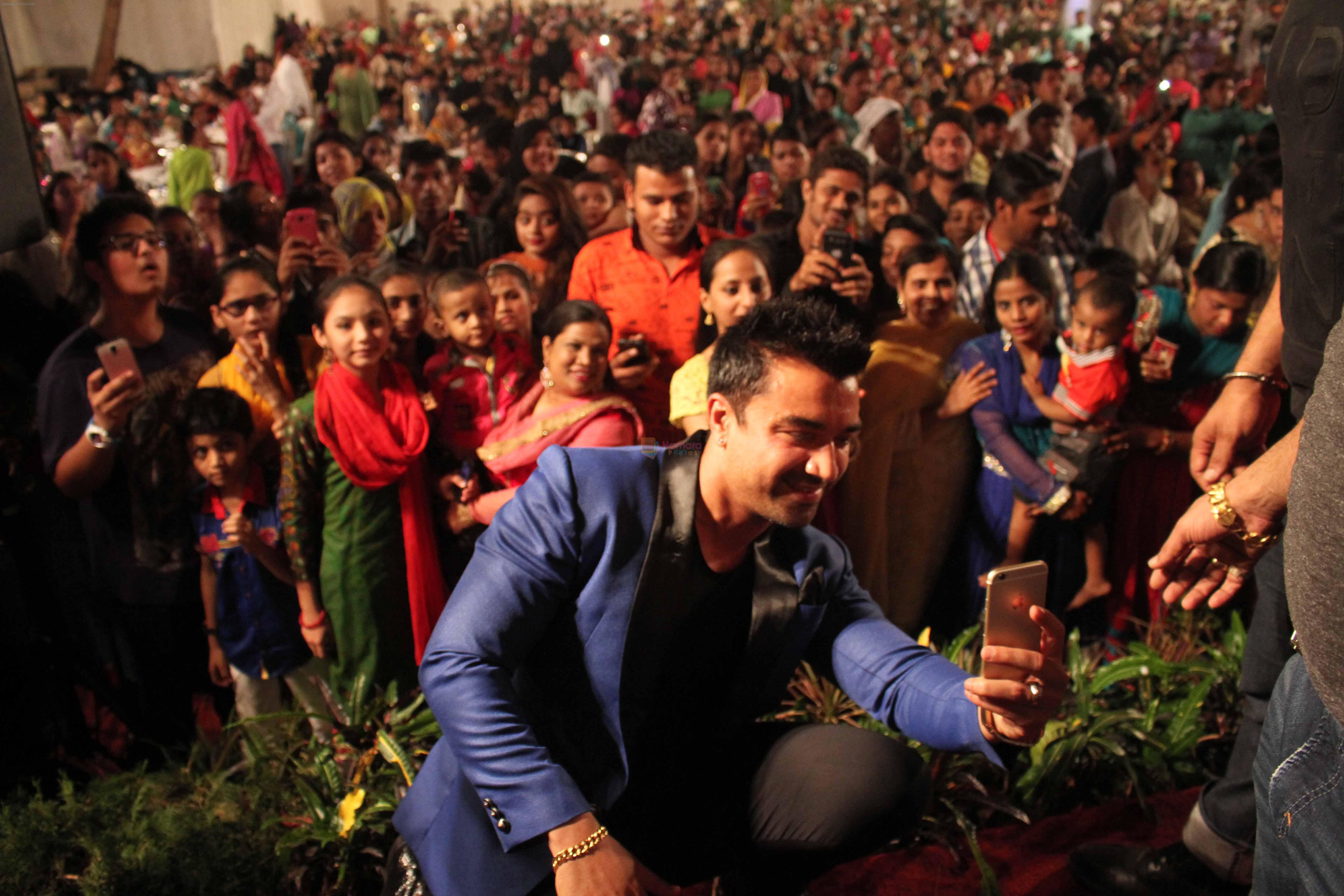 Ejaz Khan in a selfie mode at the Mass Marraige Ceremony organised by socialite Sabira Sikwani