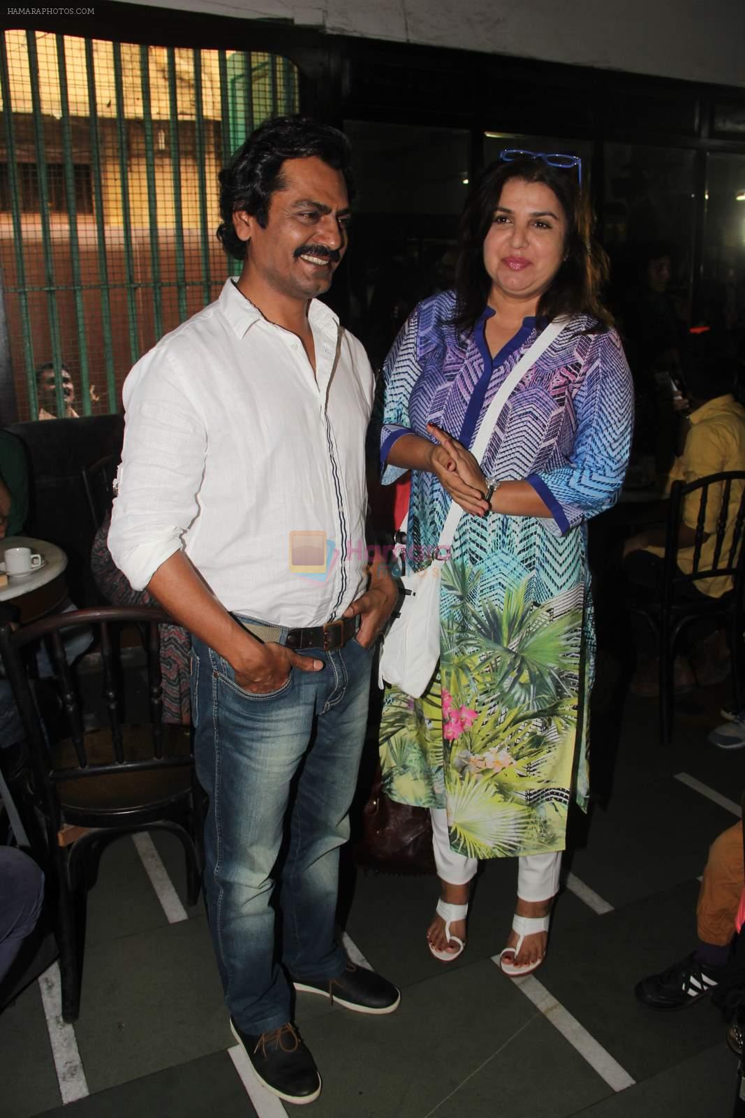 Farah Khan, Nawazuddin Siddiqui at an Irani cafe for Ritesh Batra's Poetic license launch in Grant Road on 4th April 2015
