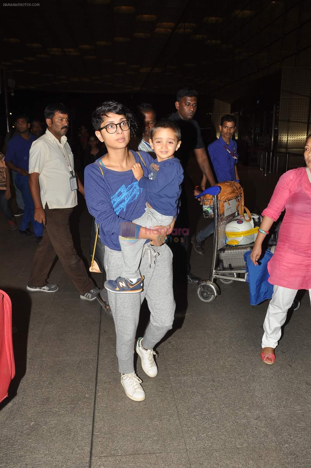 Kiran Rao, Azad Khan leaves for disneyland in Mumbai Airport on 11th April 2015