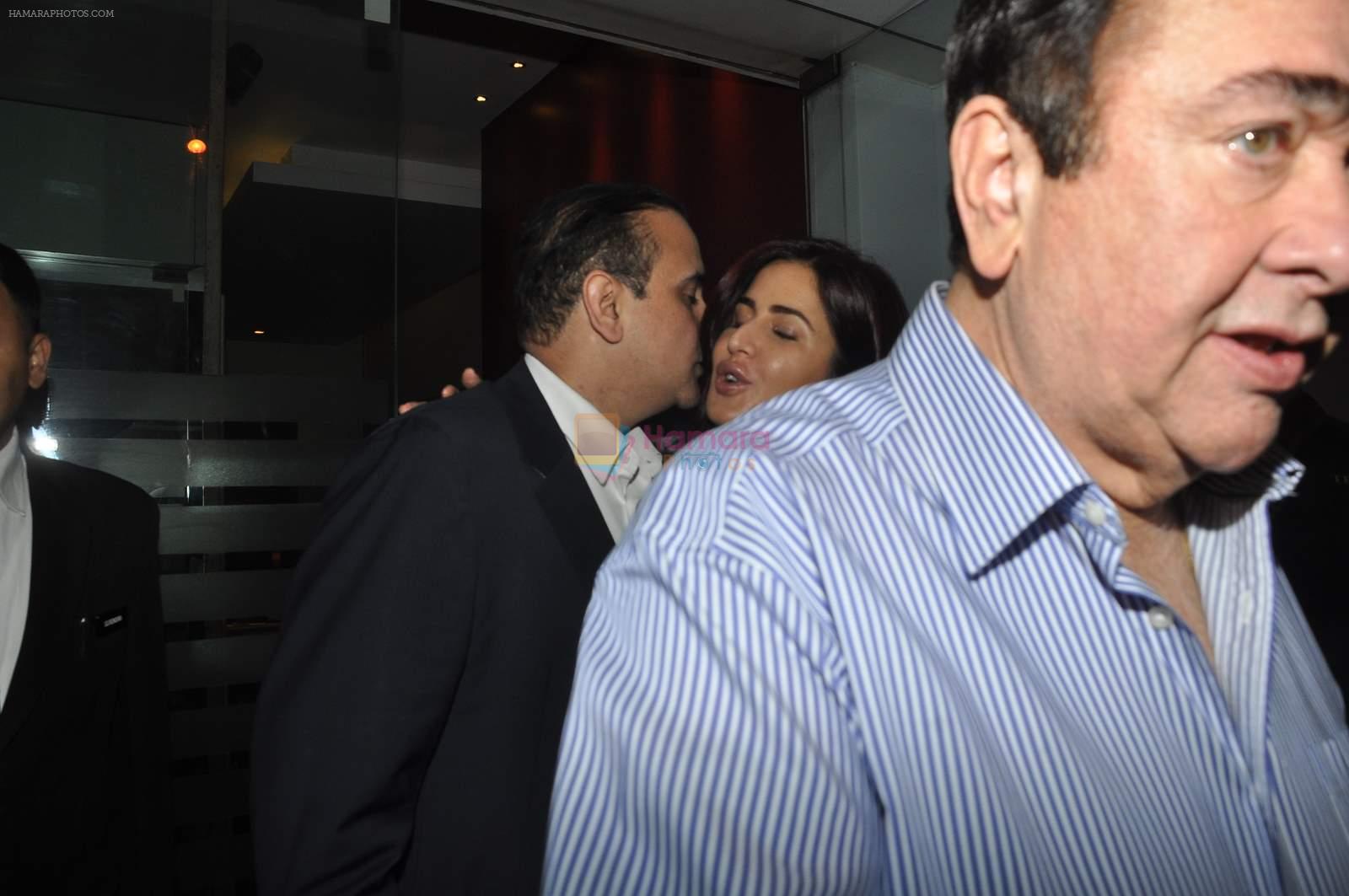 Katrina Kaif, Randhir Kapoor at Kapoor's dinner party on 11th April 2015