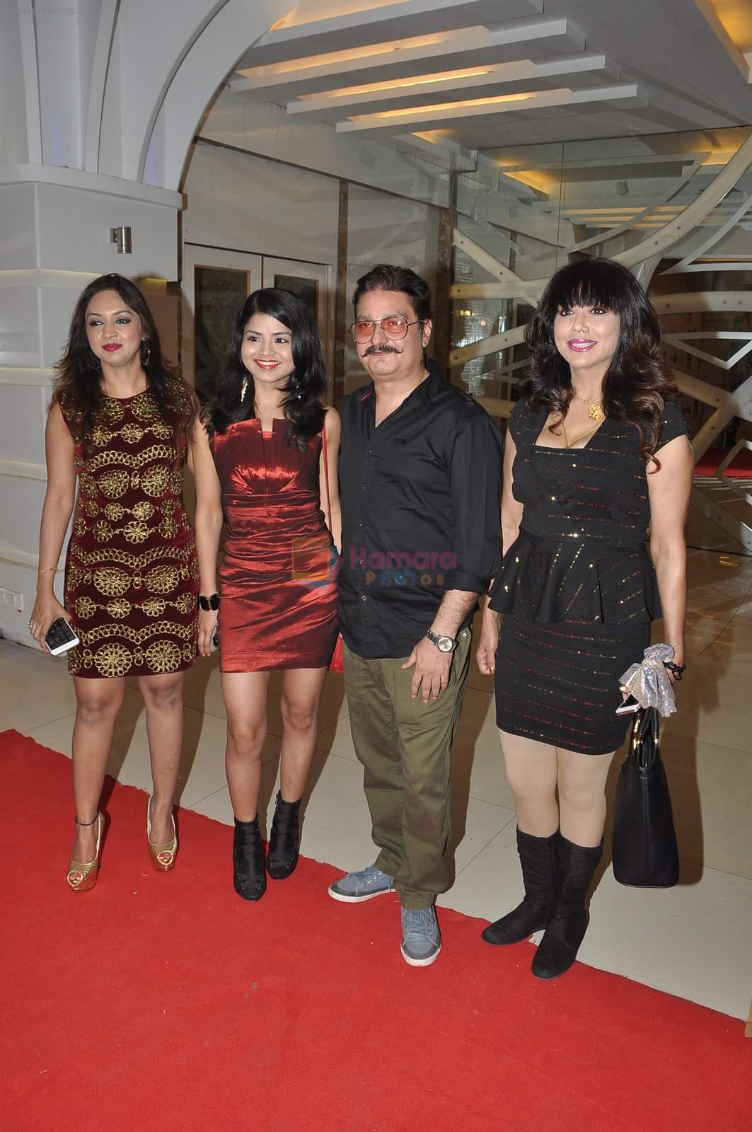 Vinay Pathak at Kaagaz ke fools music launch in Mumbai on 19th April 2015