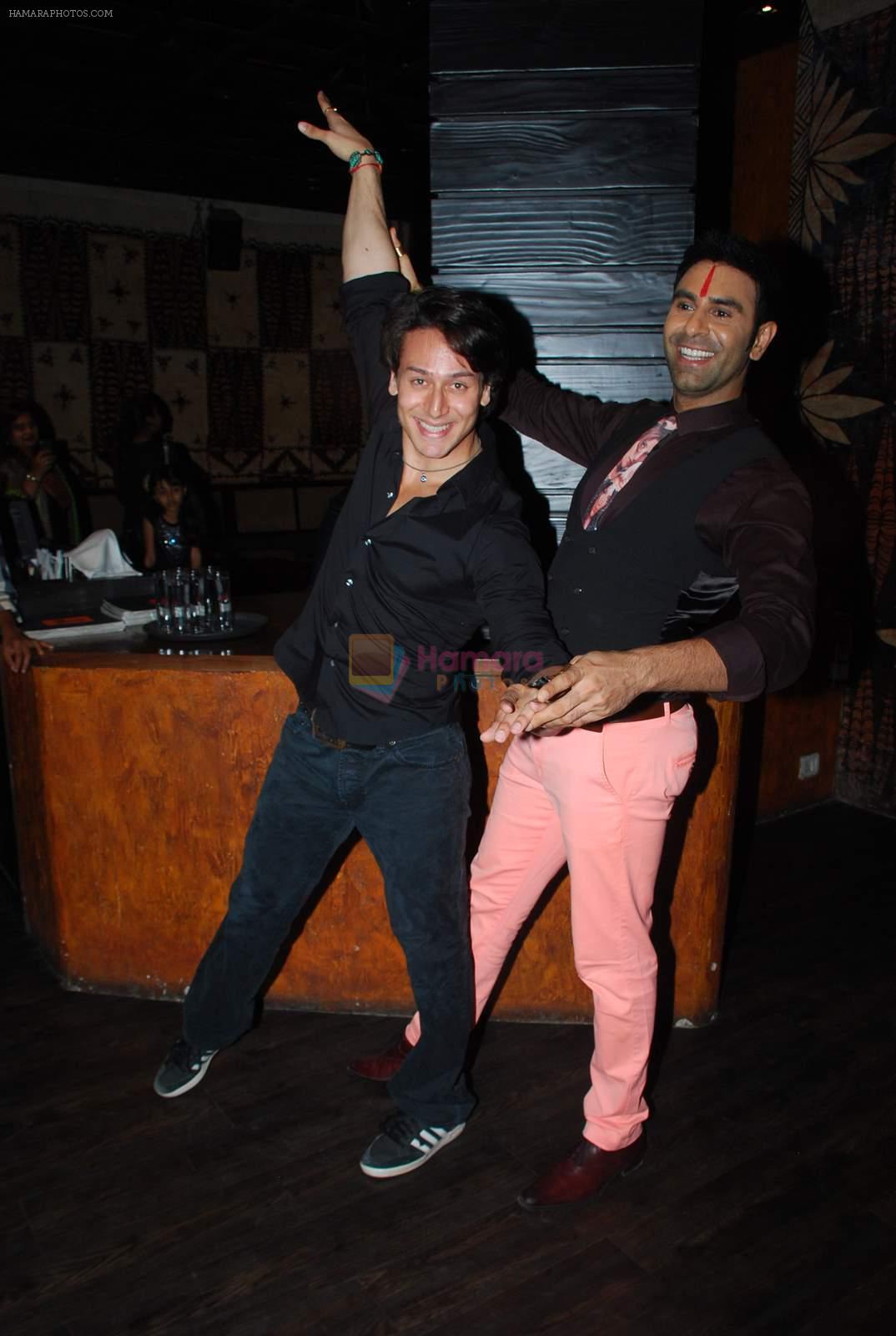 Tiger Shroff, Sandip Soparkar at Dance week finale in Kurla, Mumbai on 26th April 2015