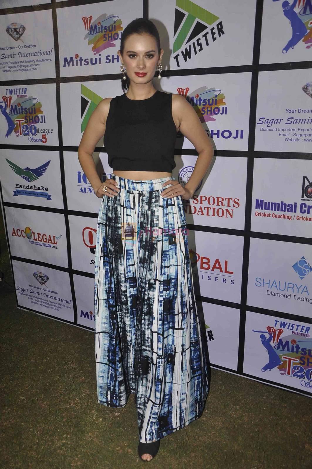 Evelyn Sharma at Mitsui Shoji t20 bash in Marine Lines on 27th April 2015
