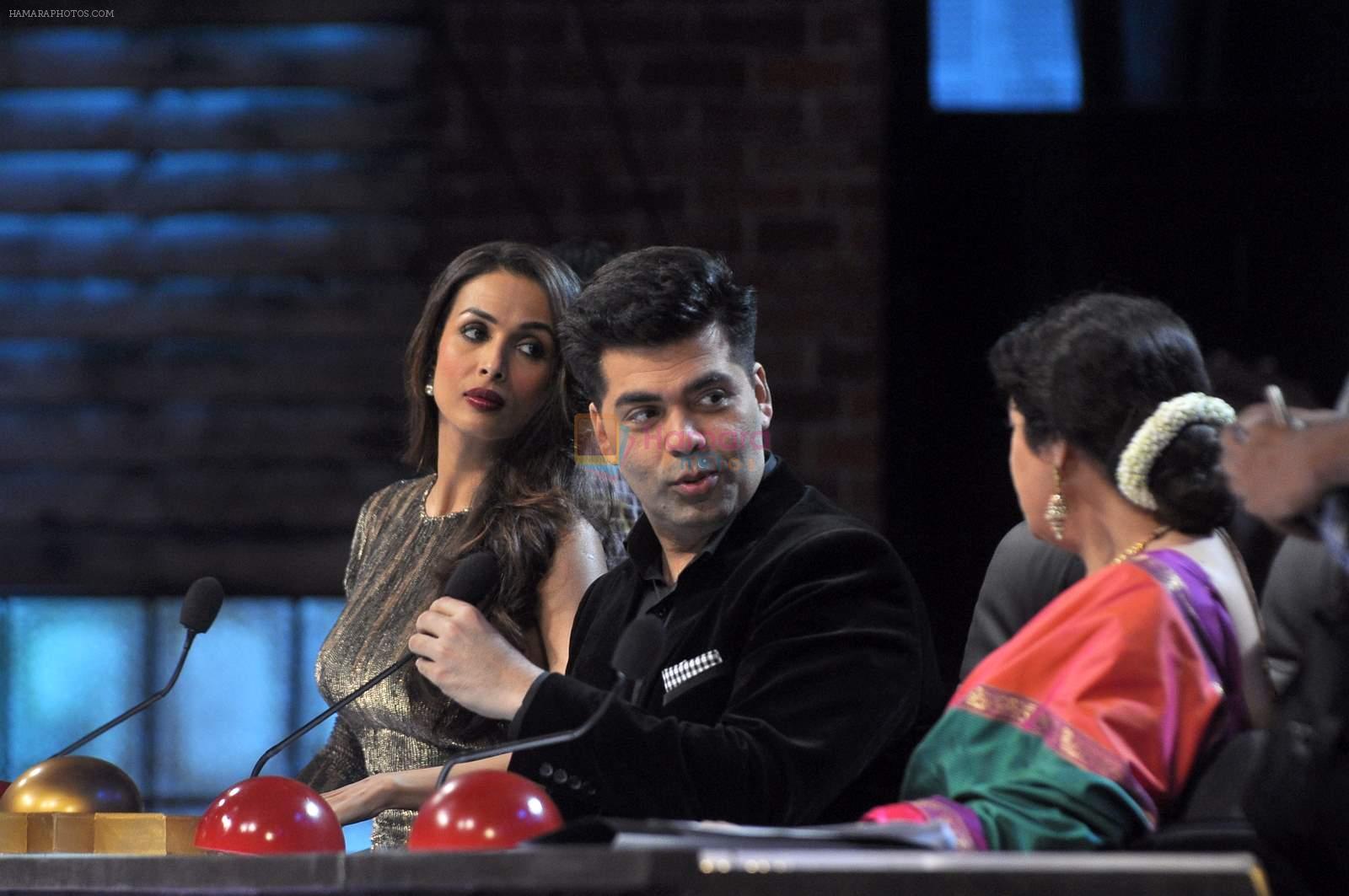 Kiron Kher, Karan Johar, Malaika Arora Khan on the sets of India's Got Talent in Filmcity, Mumbai on 28th April 2015
