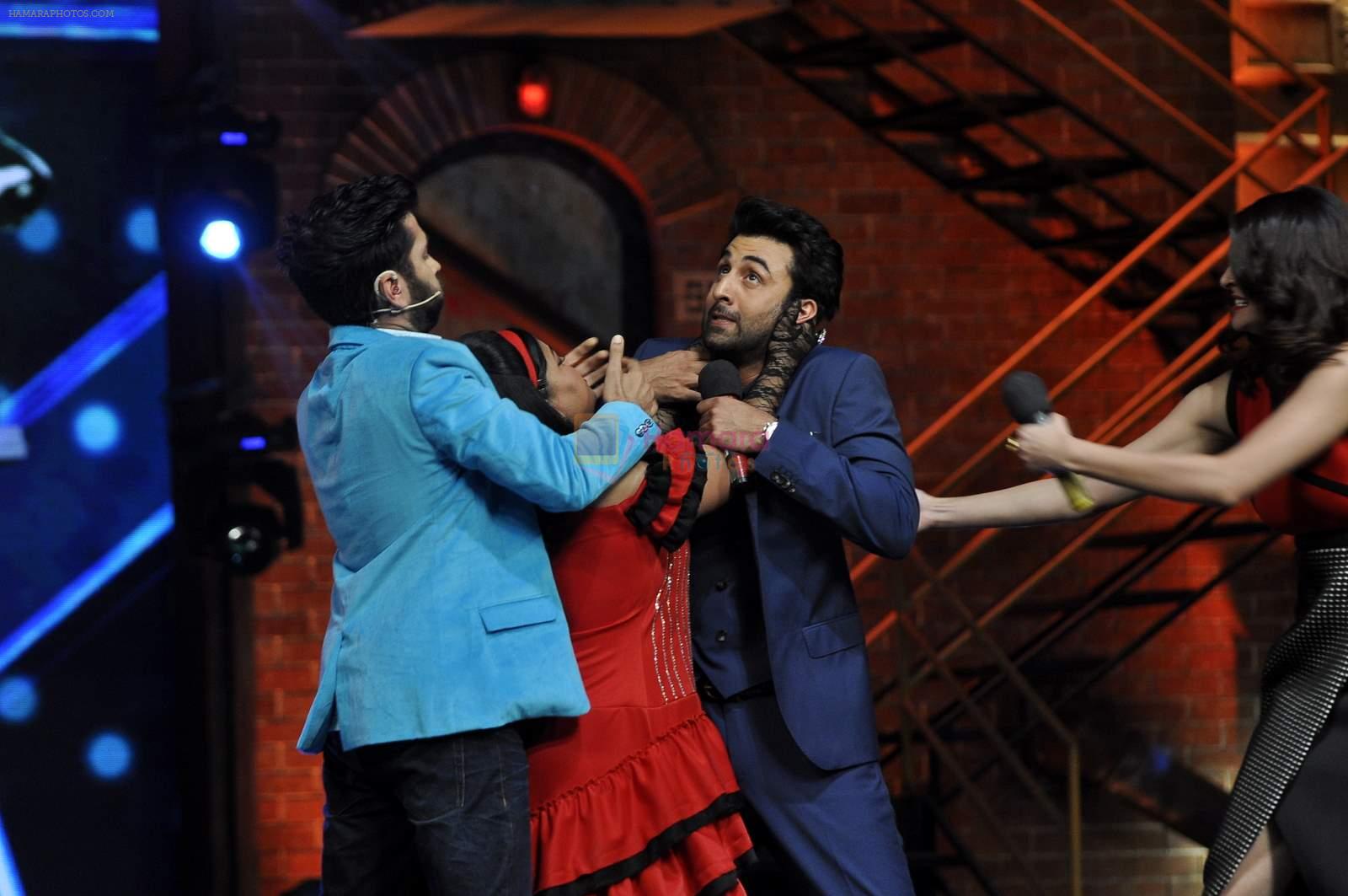 Anushka Sharma, Ranbir Kapoor on the sets of India's Got Talent in Filmcity, Mumbai on 28th April 2015