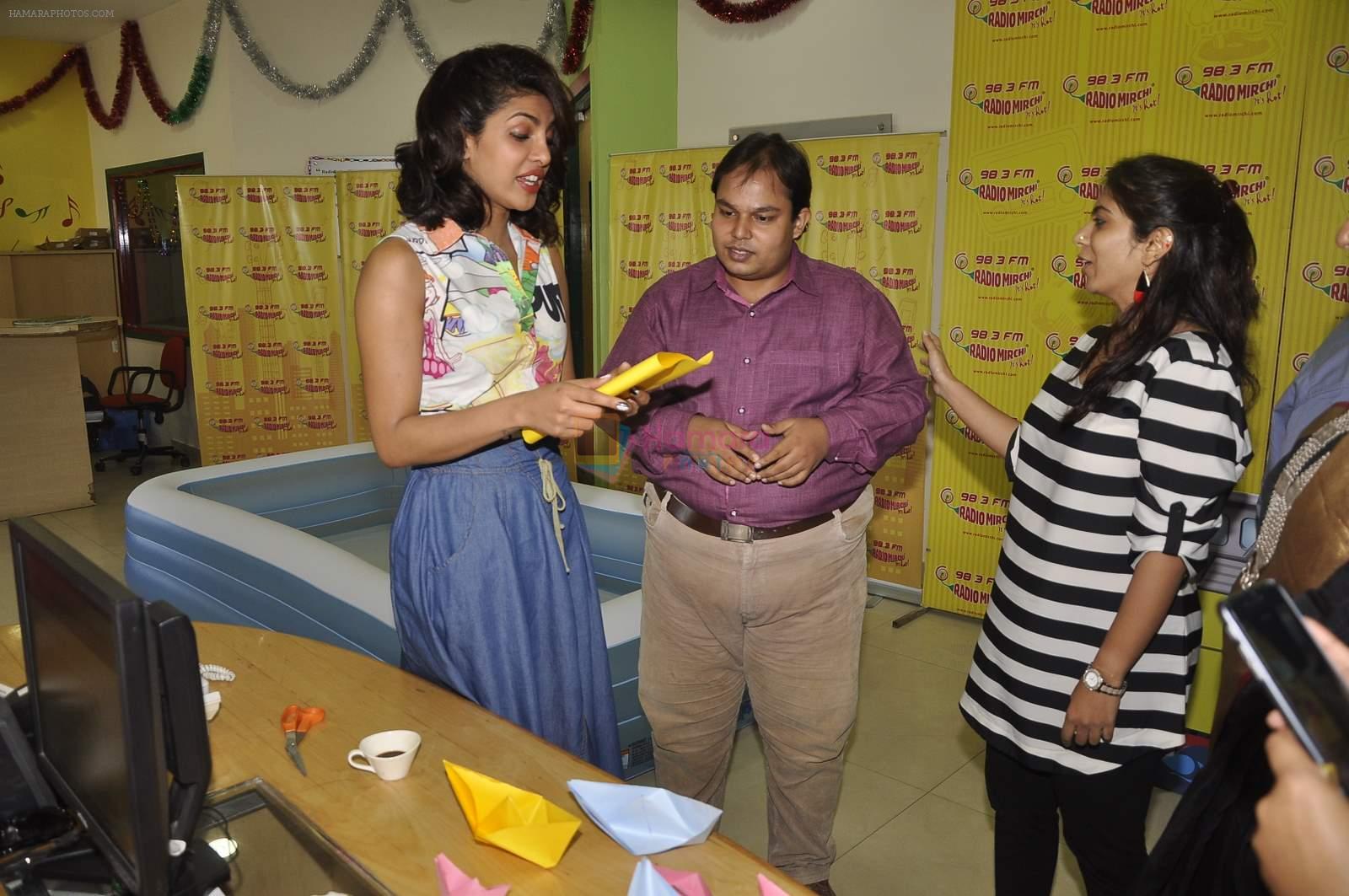 Priyanka Chopra promotes Dil Dhadakne Do on the sets of Radio Mirchi on 1st May 2015