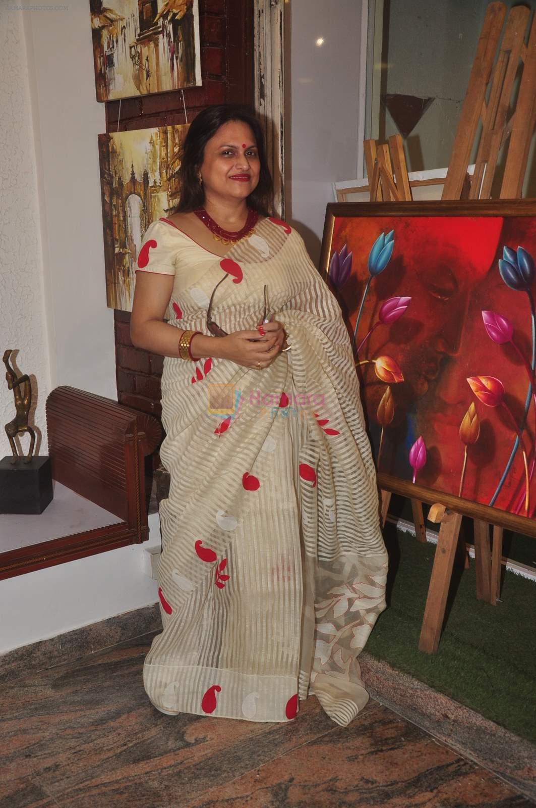 Ananya Banerjee inaugurates art gallery in Mumbai on 5th May 2015