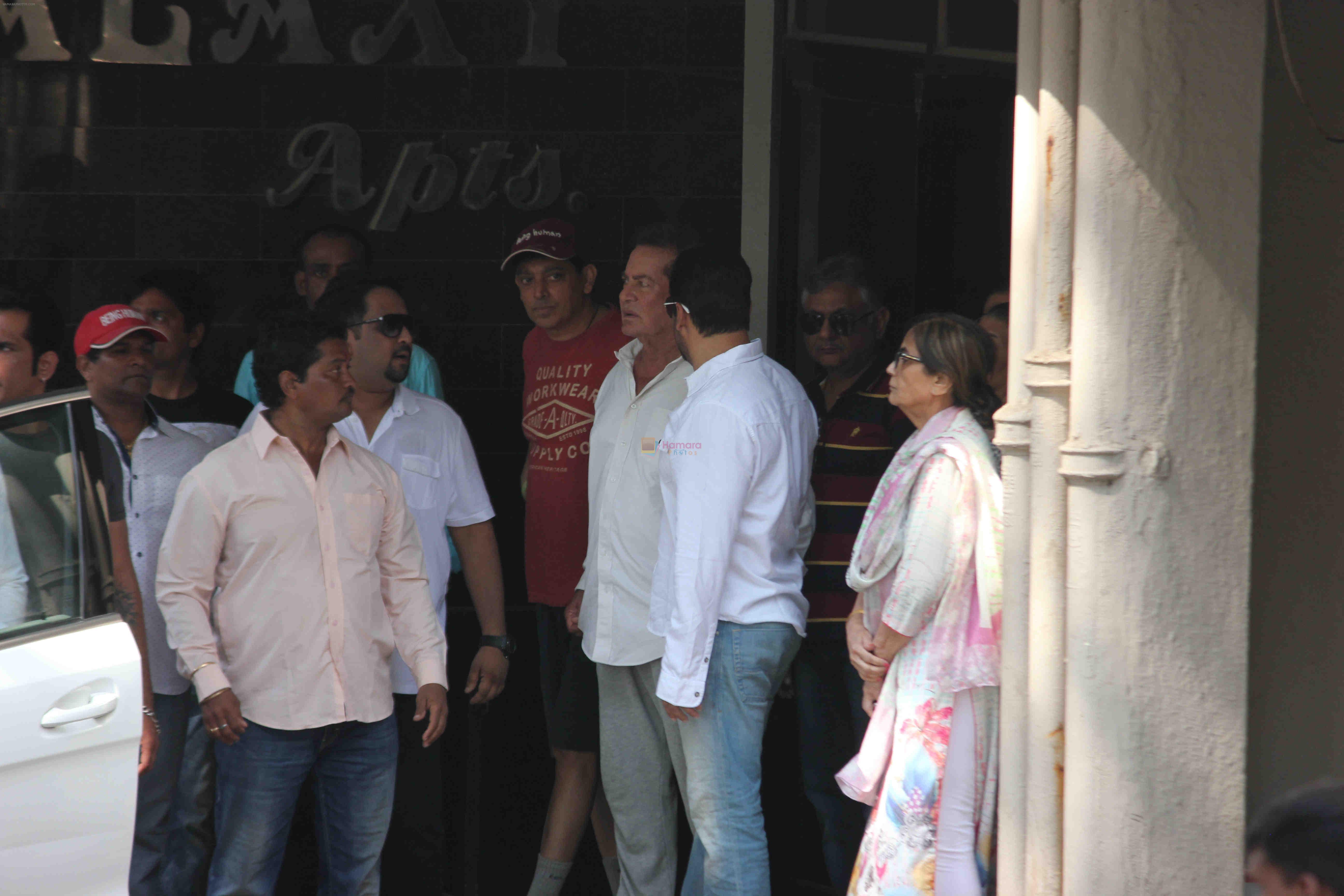 Salman Khan, Salim Khan snapped at the court on 6th May 2015