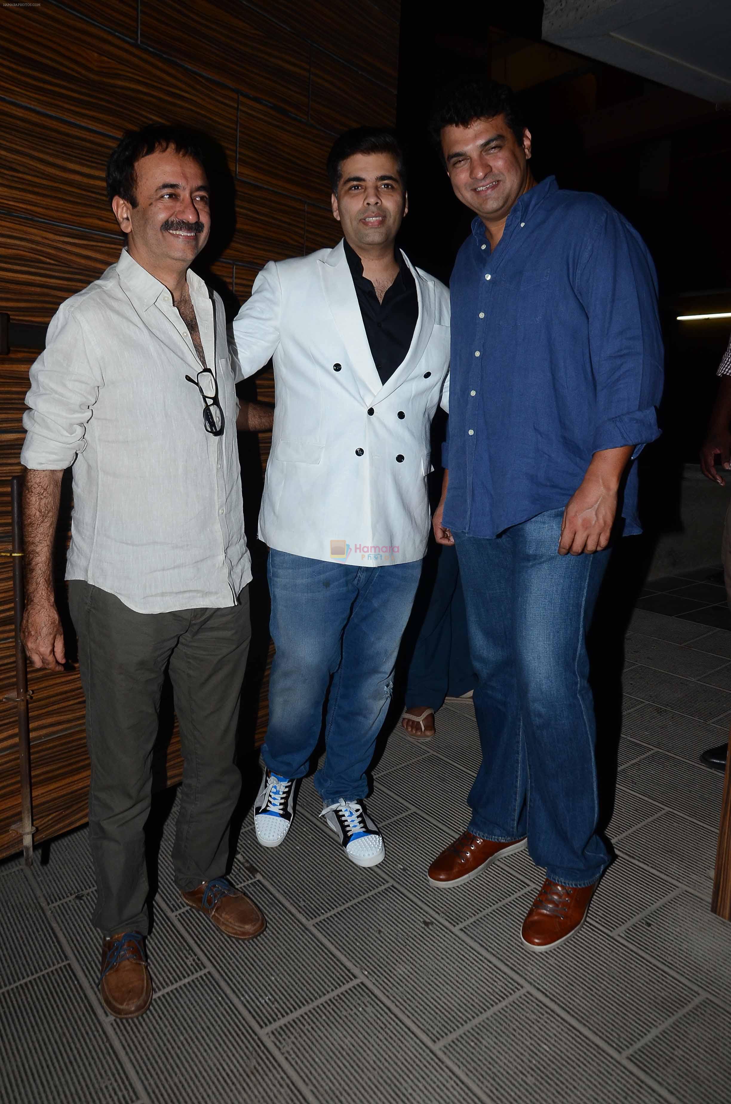 Rajkumar Hirani, Karan Johar, Siddharth Roy Kapur at aamir khan party in Mumbai on 7th May 2015
