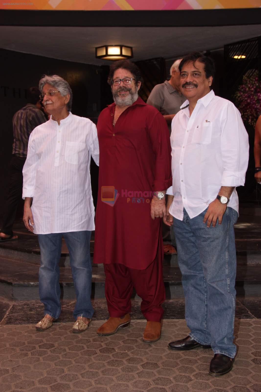 at Shashi Kapoor felicitation at Prithvi theatre in Mumbai on 10th May 2015
