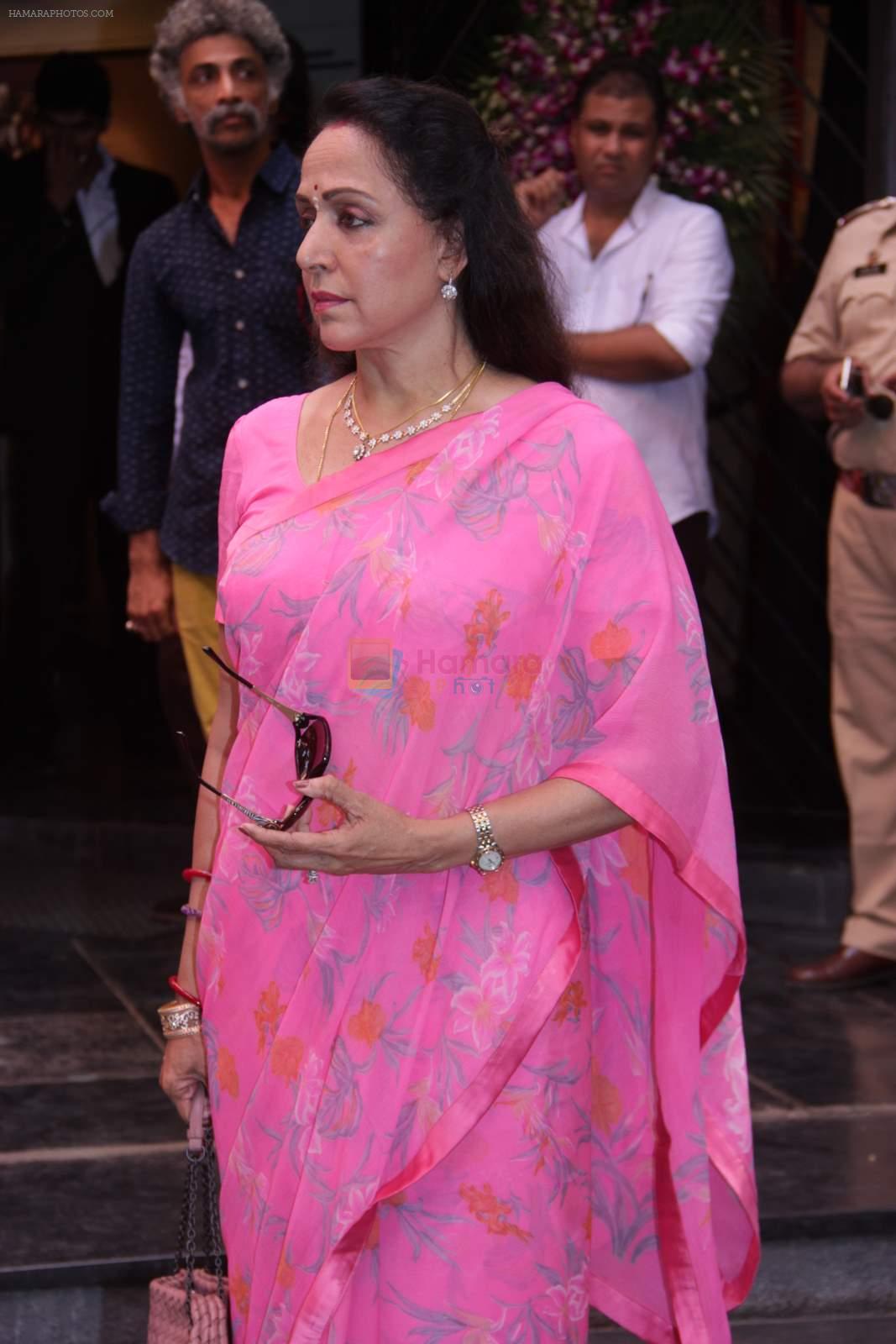 Hema Malini at Shashi Kapoor felicitation at Prithvi theatre in Mumbai on 10th May 2015