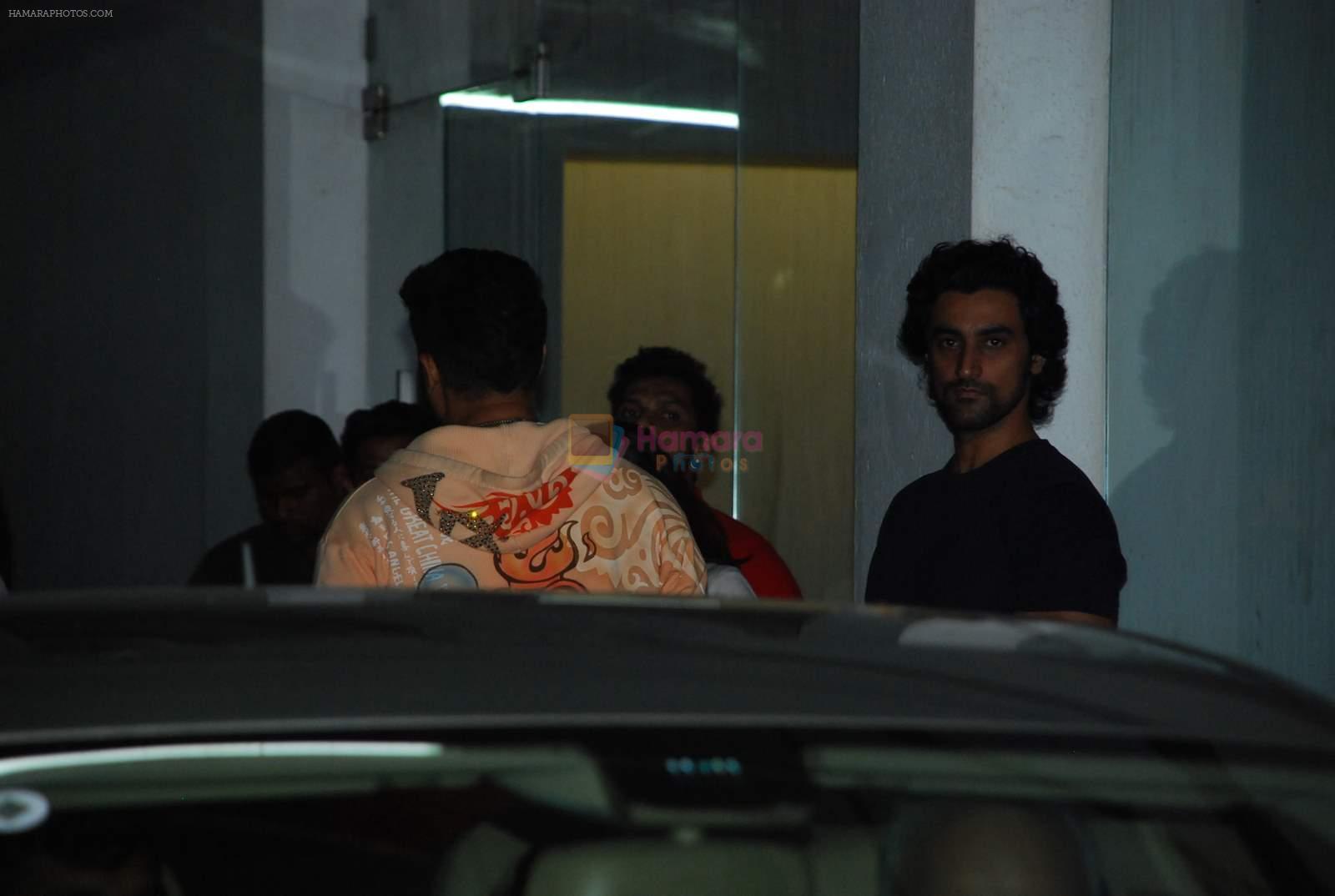 Kunal Kapoor, Abhishek Bachchan watch Piku at Sunny Super Sound on 9th May 2015