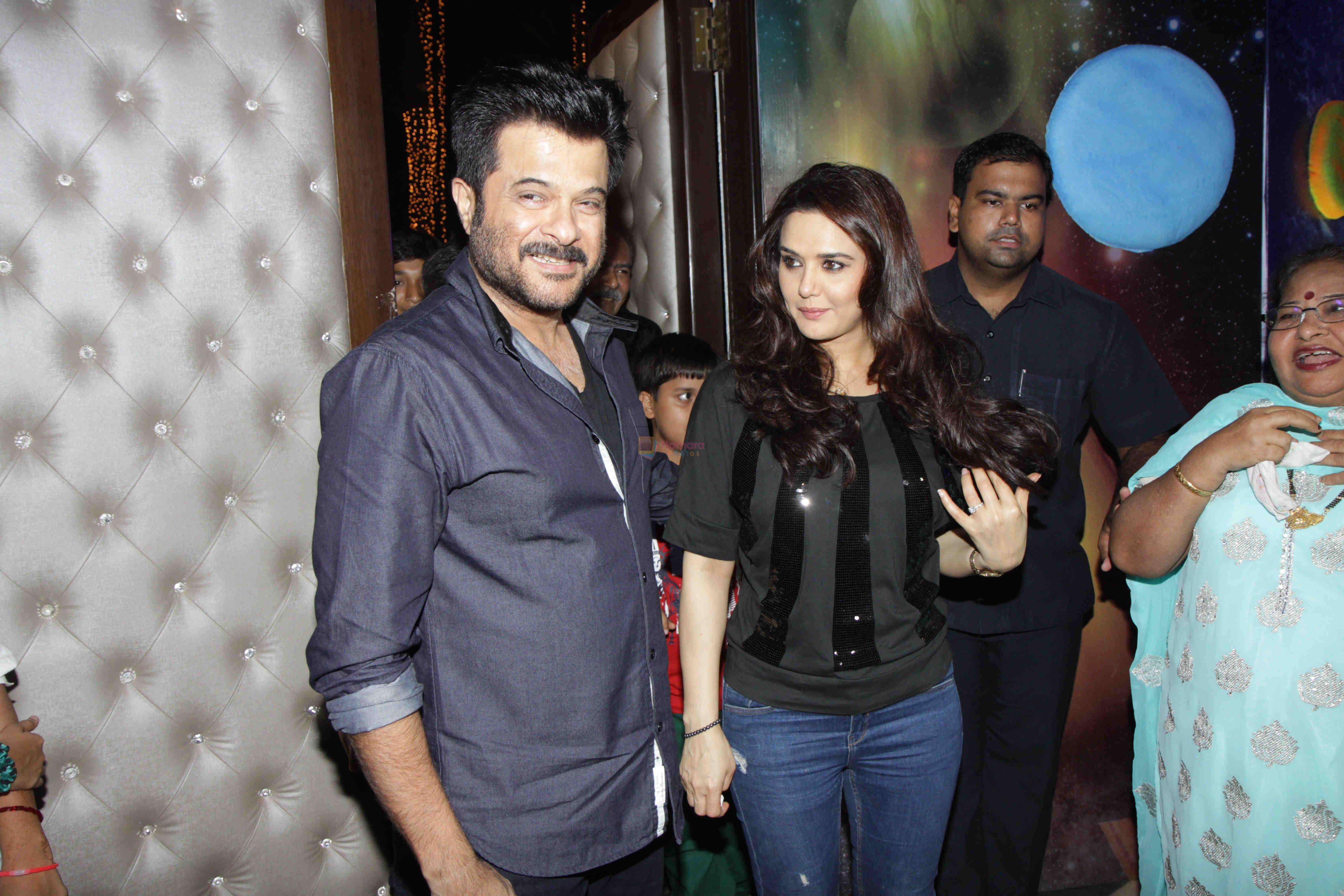Preity Zinta, Anil Kapoor at Producer Kishor & Pooja Dingra's son Aakash Dingra's 7th Birthday Party in Mumbai on 11th may 2015
