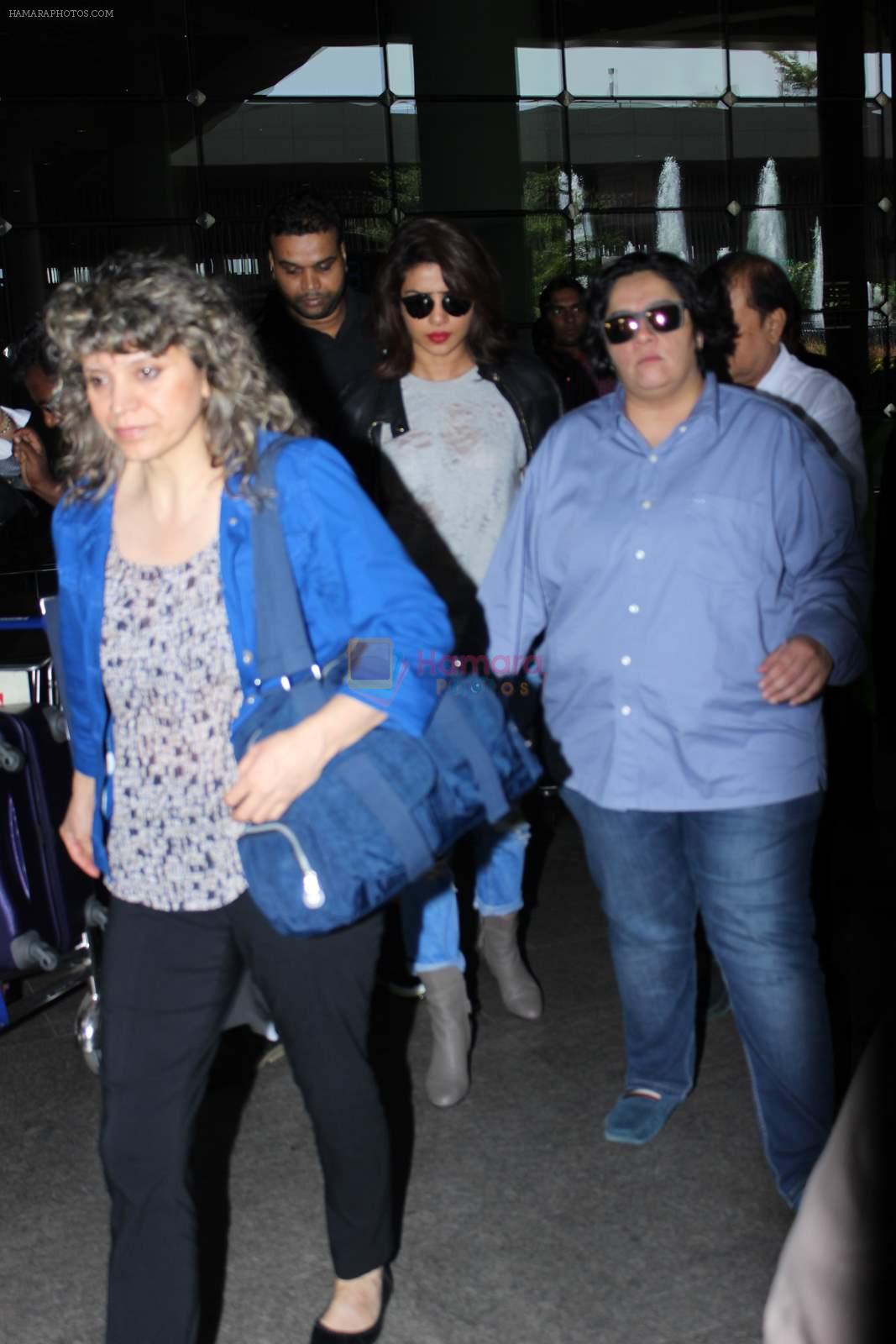 Priyanka Chopra returns from NY in Mumbai Airport on 11th May 2015