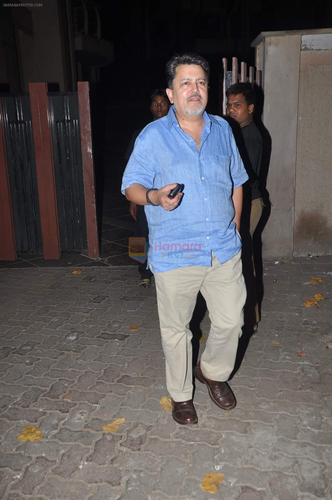 at Ranbir's bash for Bombay Velvet at home on 14th May 2015