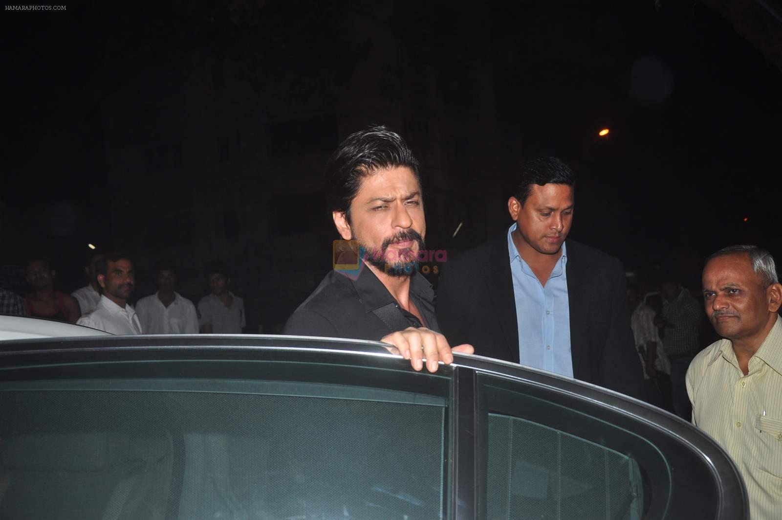 Shahrukh Khan at Deepika's success bash in Mumbai on 18th May 2015