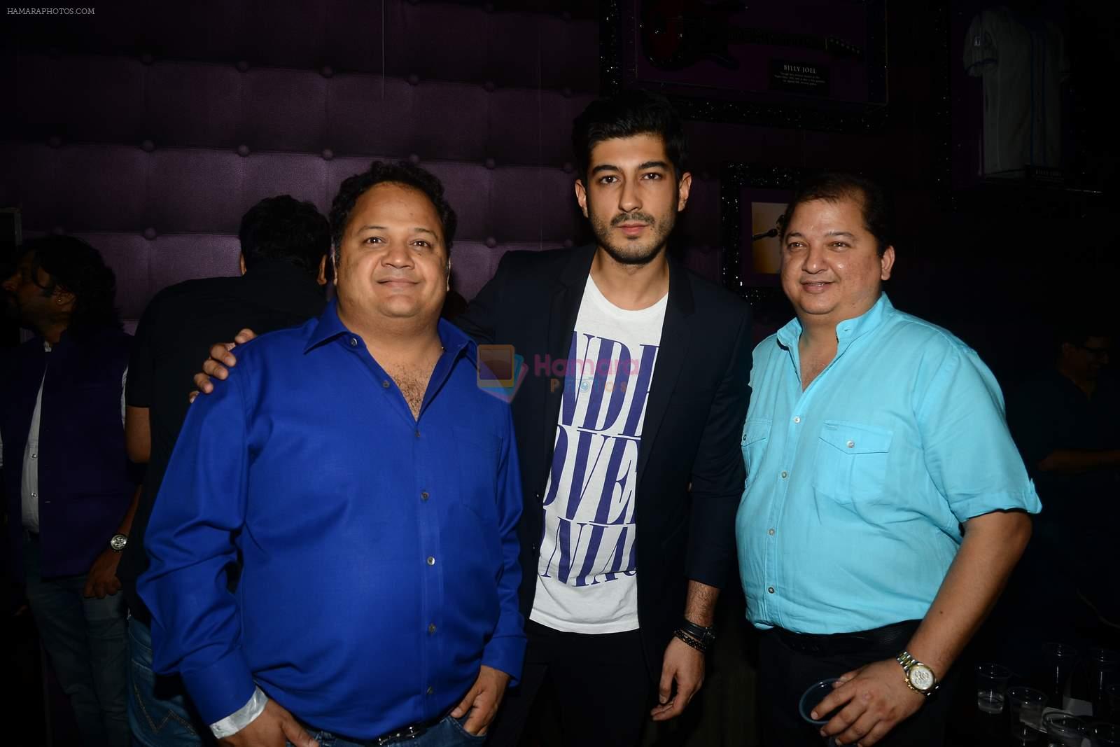 Mohit Marwah at Radio Mirchi Top 20 Awards in Hard Rock Cafe on 20th May 2015