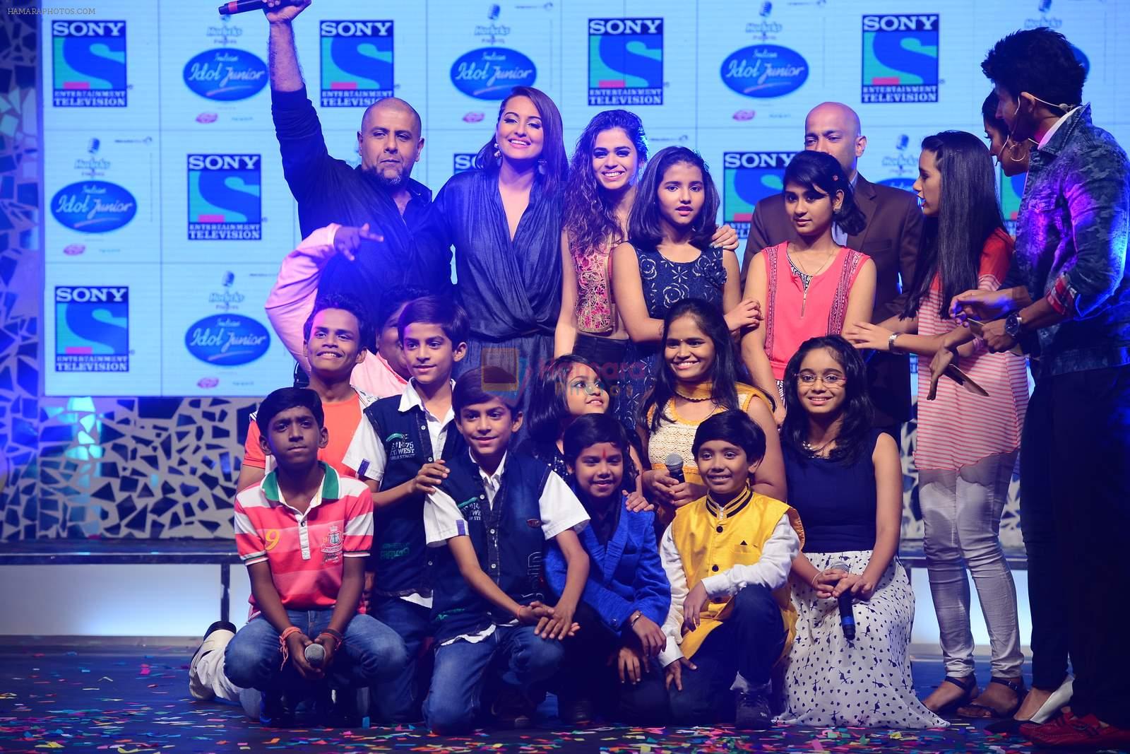 Sonakshi Sinha, Shalmali Kholgade, Vishal Dadlani at the launch of Indian Idol Junior on 21st May 2015