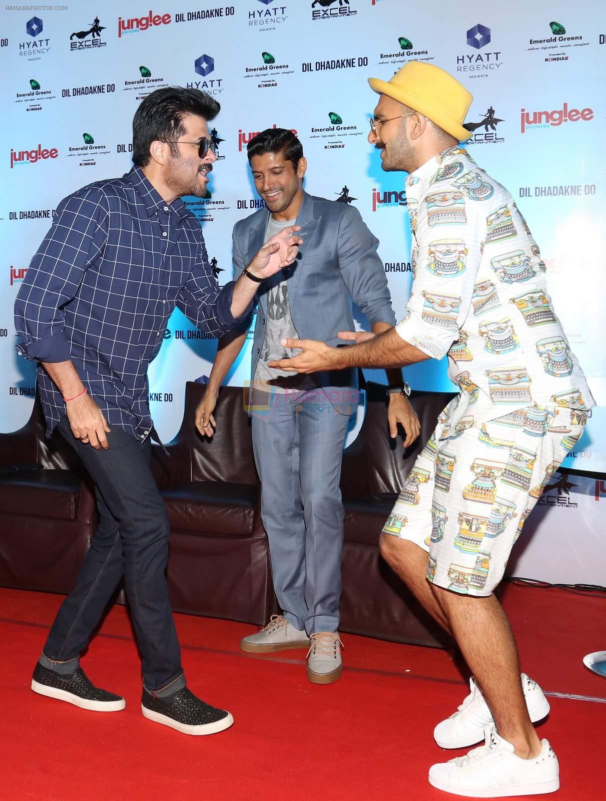 Anil Kapoor, Farhan Akhtar, Ranveer Singh at Dil Dhadakne Do press meet in Kolkatta on 24th May 2015