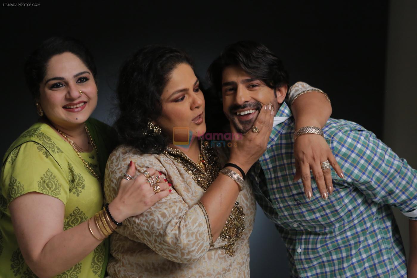 Shafugta Ali Guddi Maruti and Suahil  Zargar shoot for music video O Meri jaan in Jogeshwari on 25th May 2015
