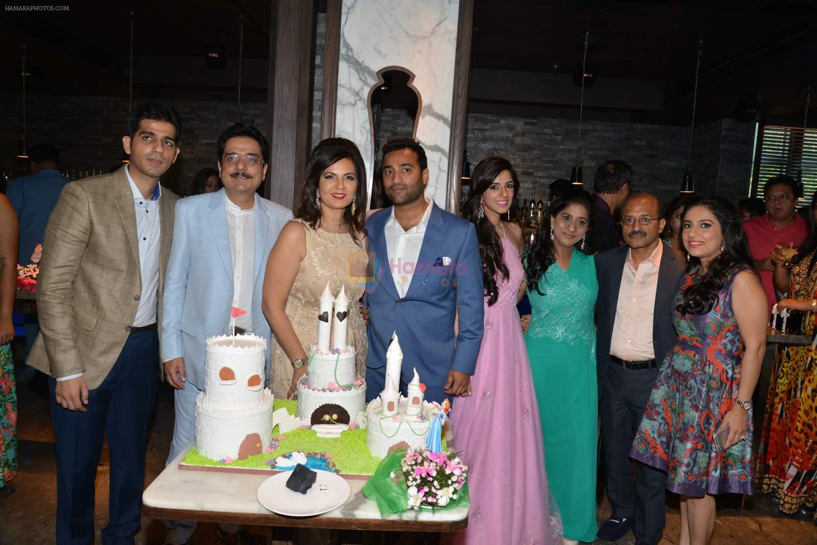 Nishka and Dhruv's wedding bash in Mumbai on 31st May 2015