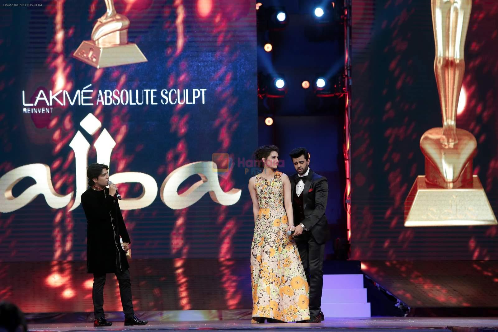 Kriti Sanon at AIBA Awards on 4th June 2015
