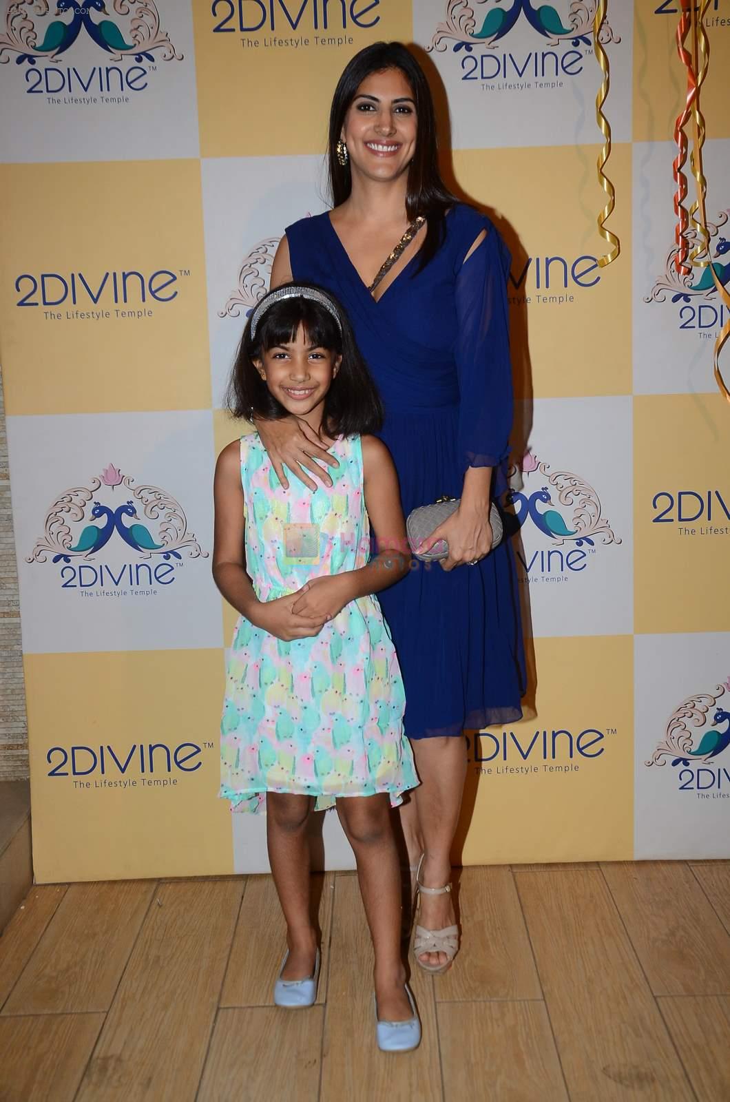 Dimple Nahar's Pre Monsoon pp up at 2Divine with Sonya Vajifdar in 2 Divine Store on 5th June 2015